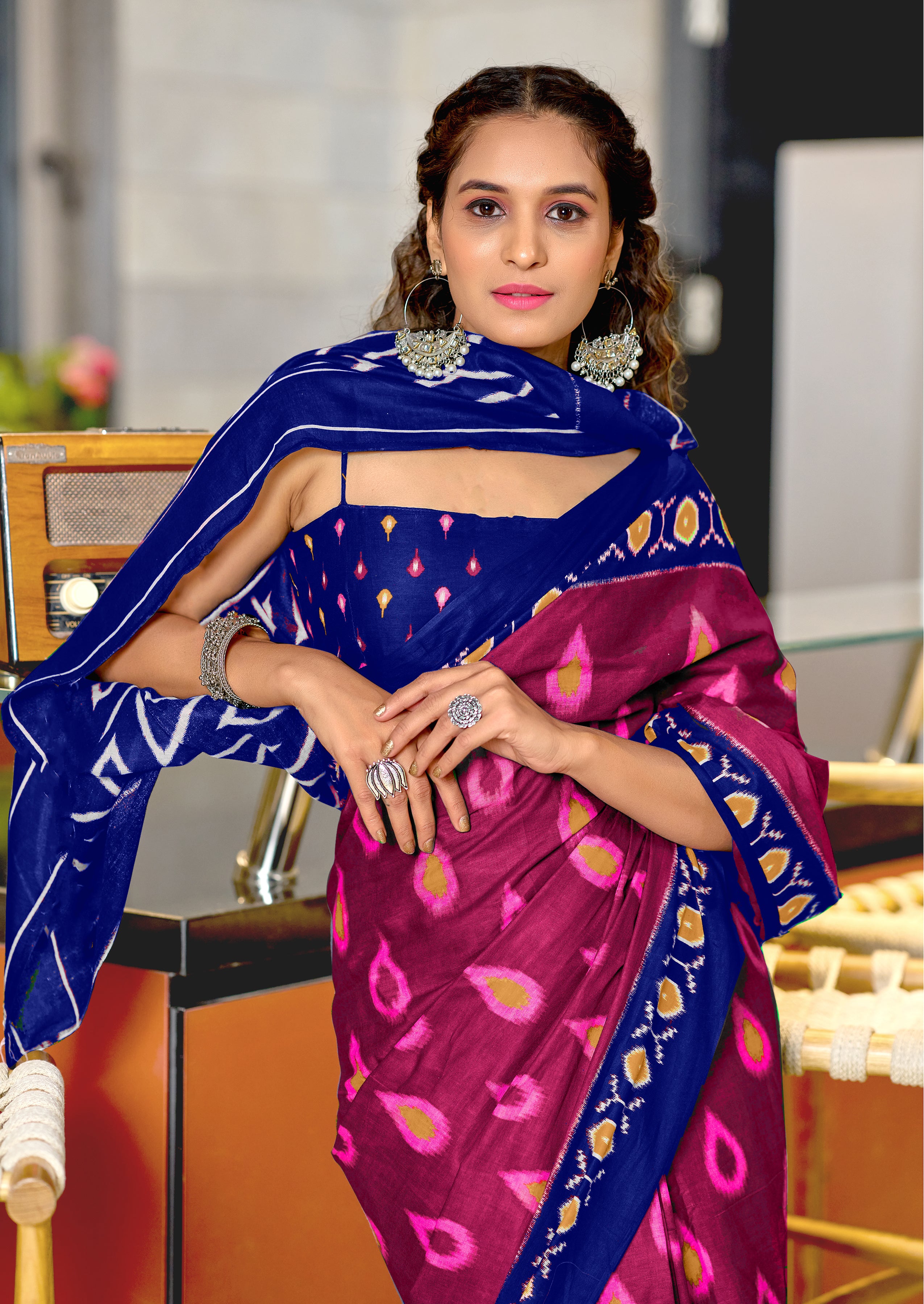 PREKSHA PURE MULMUL IKKAT HAND BLOCK PRINTD PINK SAREE