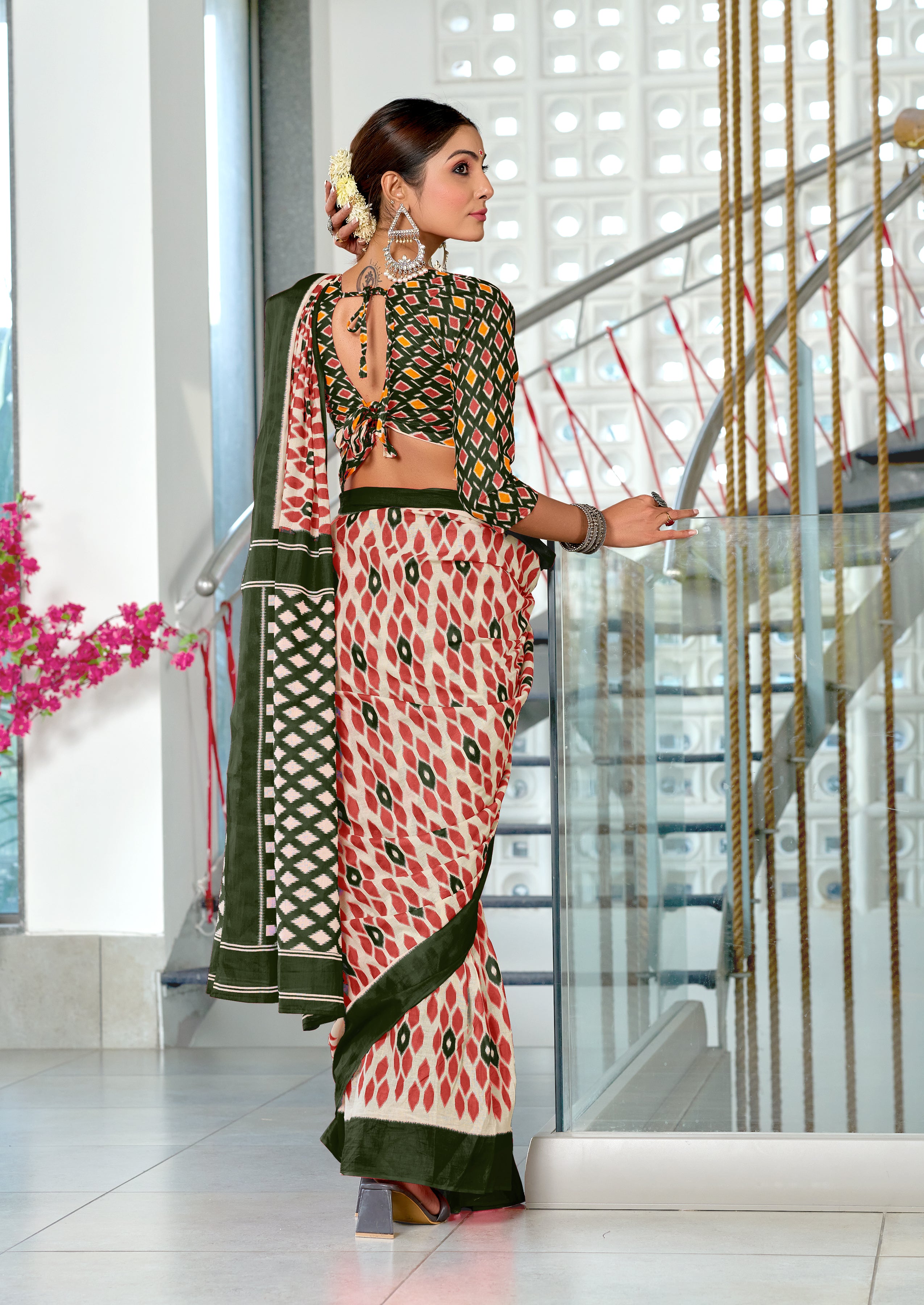 PRIYALAXMI PURE MULMUL COTTON IKKAT PRINTD DARK GREEN AND PEACH SAREE