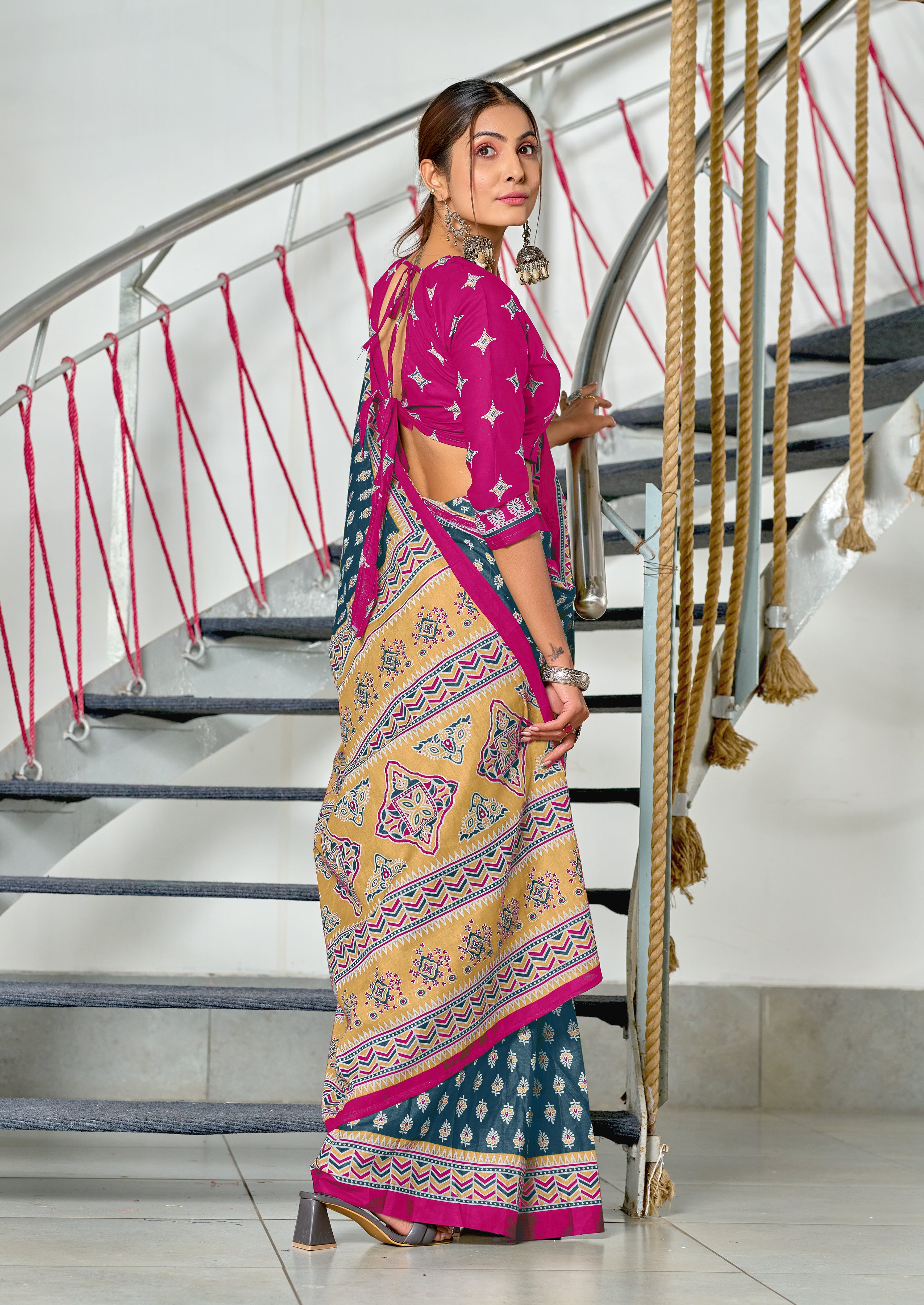 RACHITA PURE MULMUL COTTON BAGRU PRINTD STILL GREY SAREE