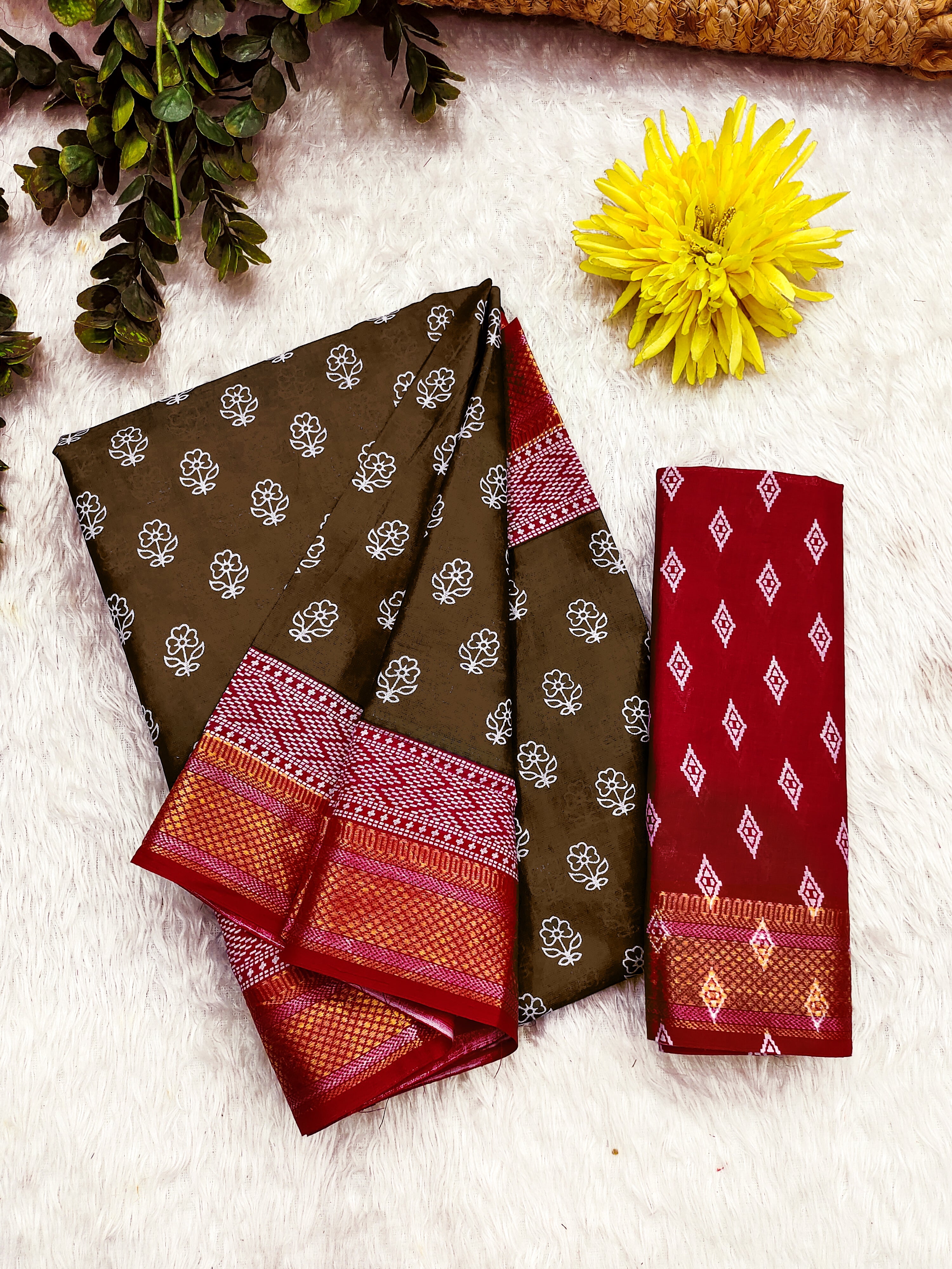 RASHMI PURE MULMUL HAND BLOCK PRINT WITH HEVAY ZARI BODAR BROWN AND RED SAREE