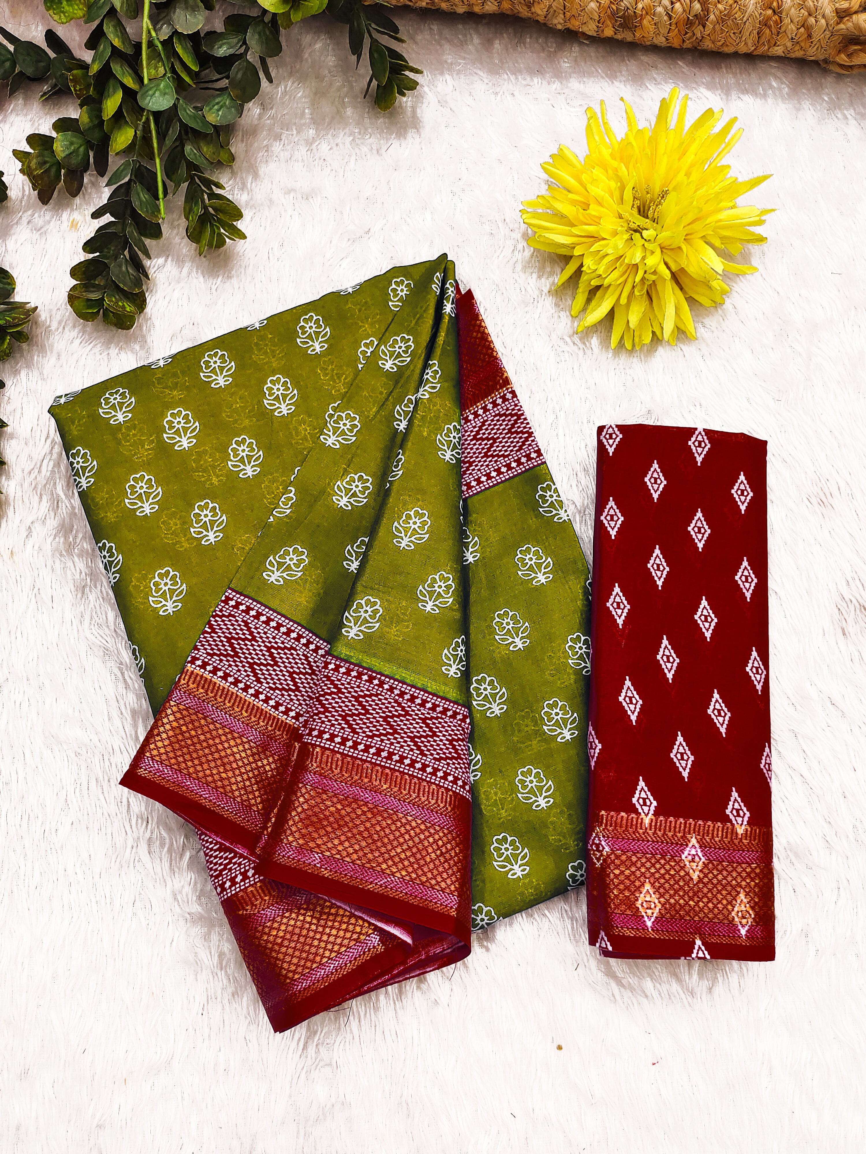 RASHMI PURE MULMUL HAND BLOCK PRINT WITH HEVAY ZARI BODAR GREEN AND RED SAREE
