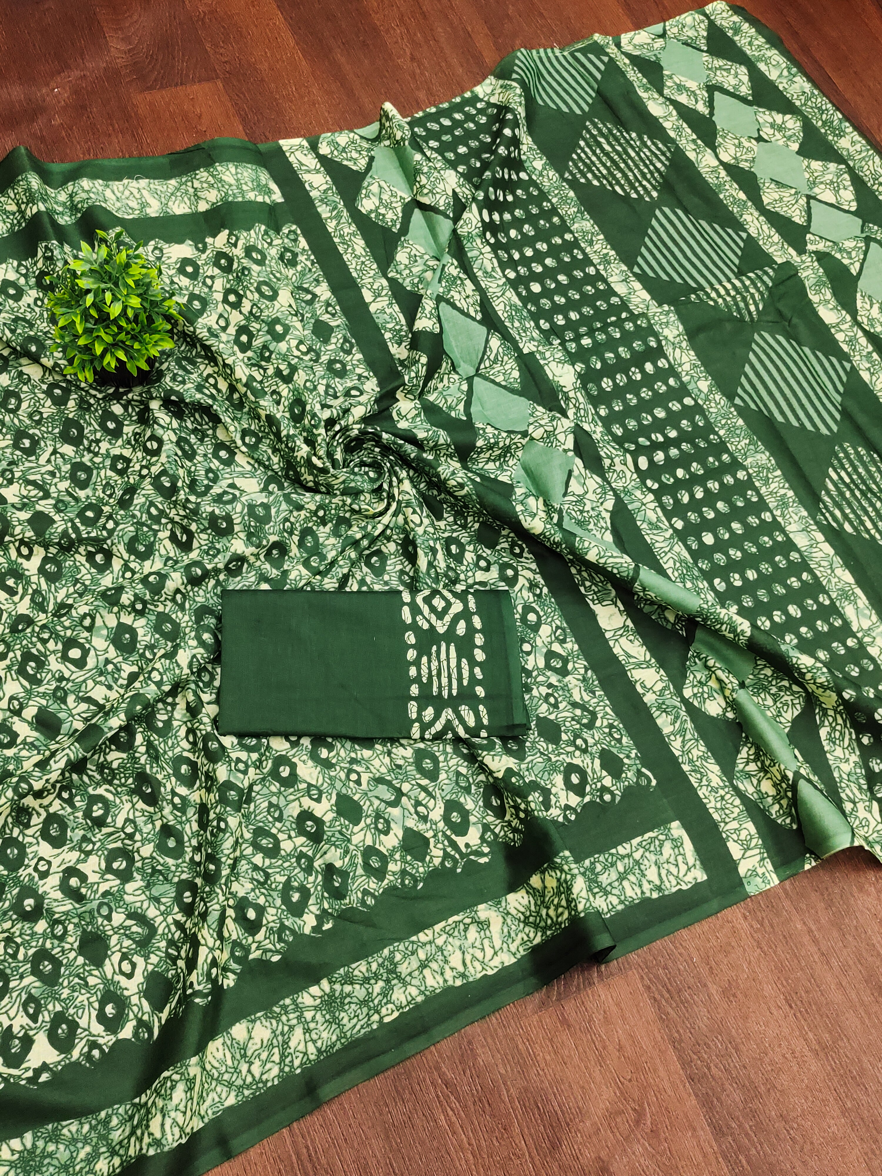 RASMALI BATIK PURE MULMUL COTTON BATIK PRINTD GREEN SAREE