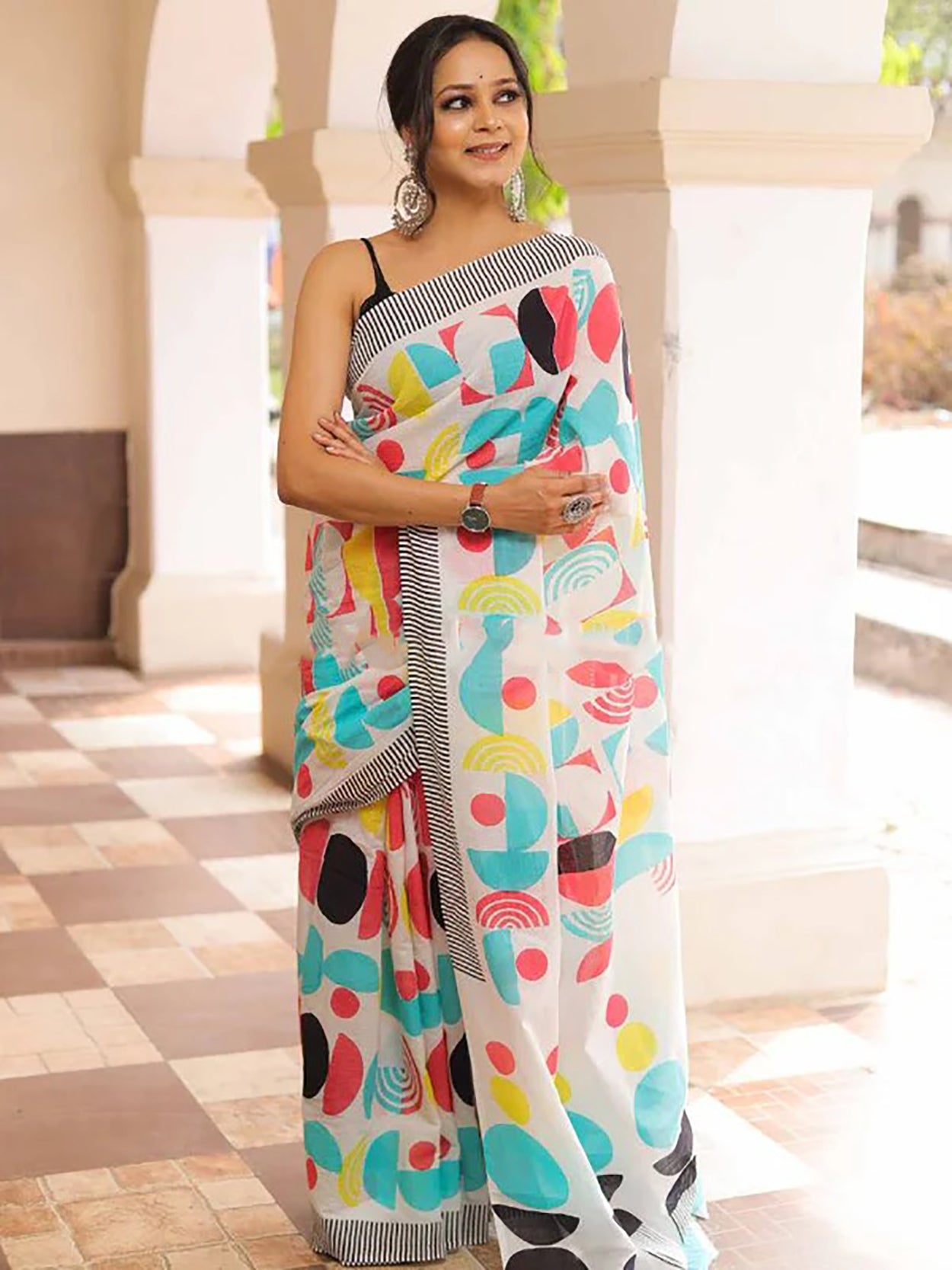 RUDRAKSH SOFT PURE COTTON WHITE AND MULTI COLOUR  BLOCK PRINT SAREES WITH BLOUSE PICE