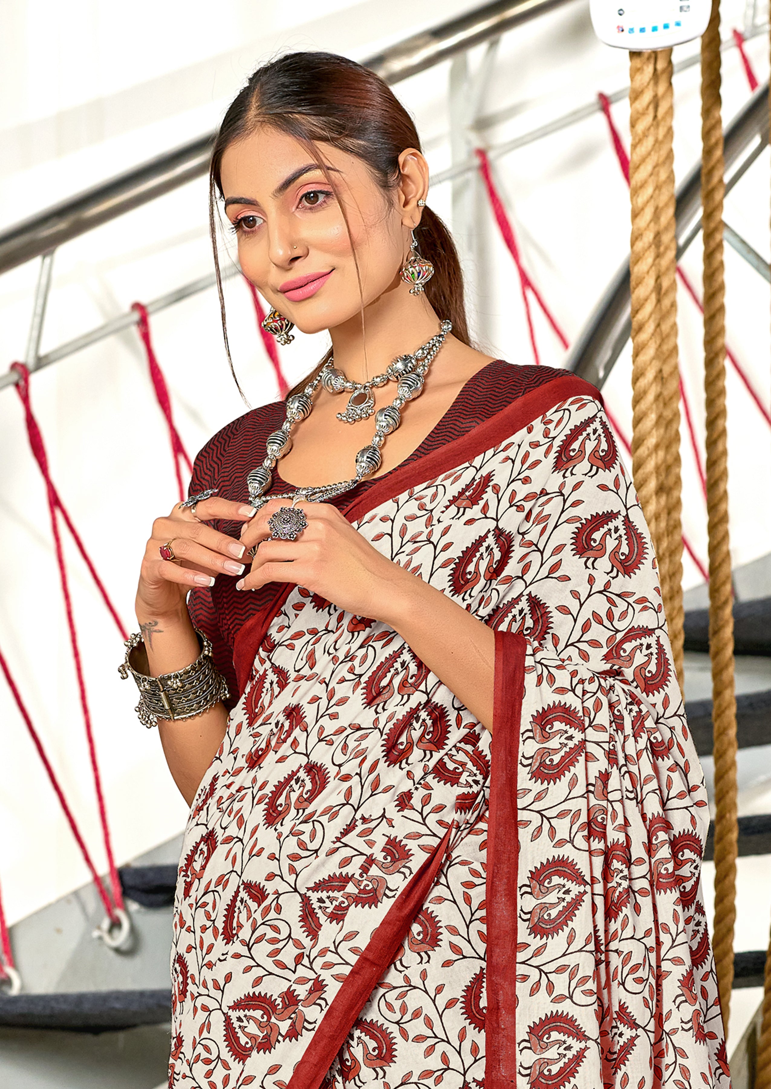 RUTBA PURE MULMUL COTTON BAGRU PRINTED MAROON SAREE