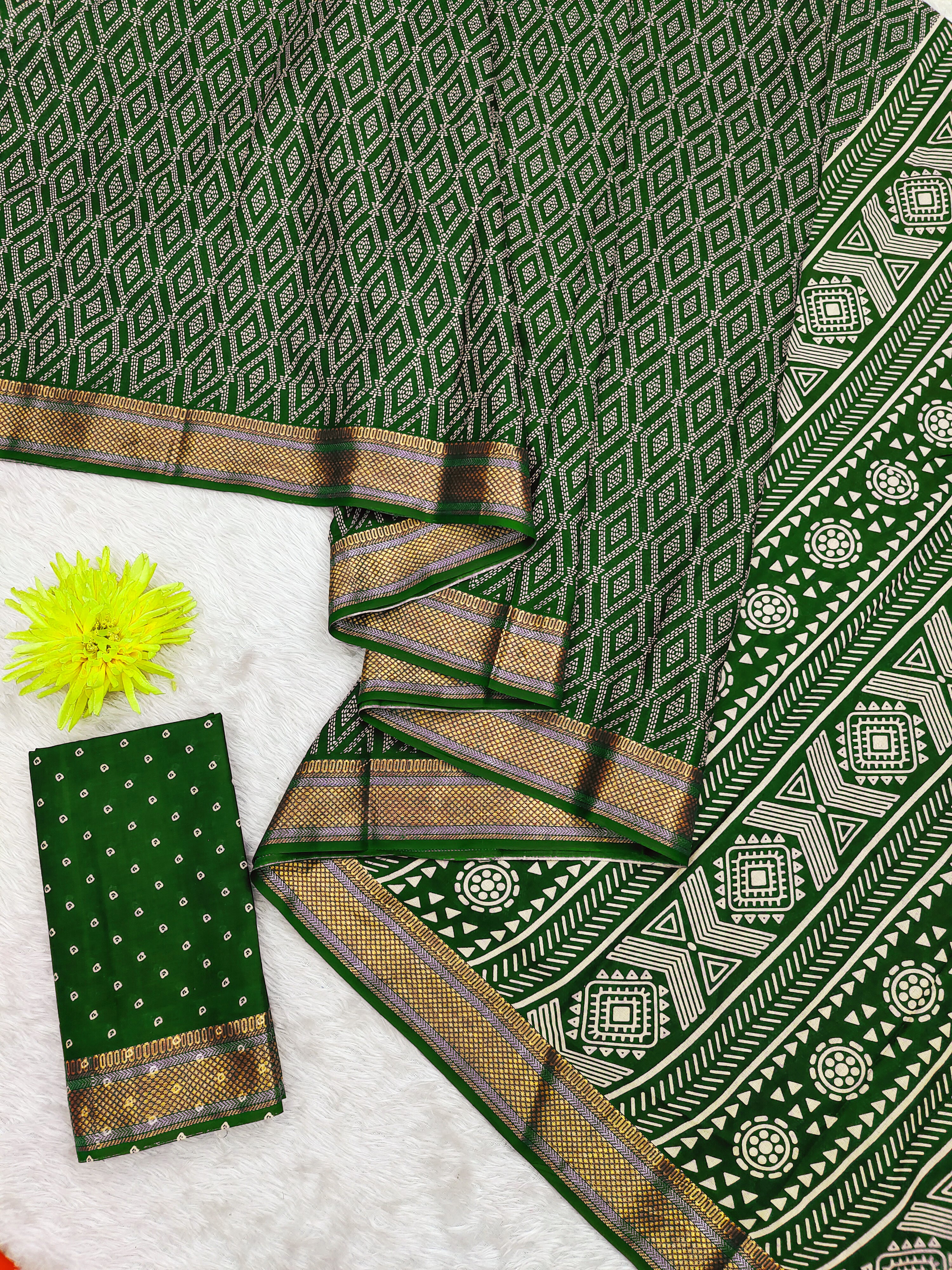 SELFI PRIMUM MULMUL COTTON WITH HEVY ZARI BORDAR BAGRU BANDHANI PRINTED GREEN SAREE