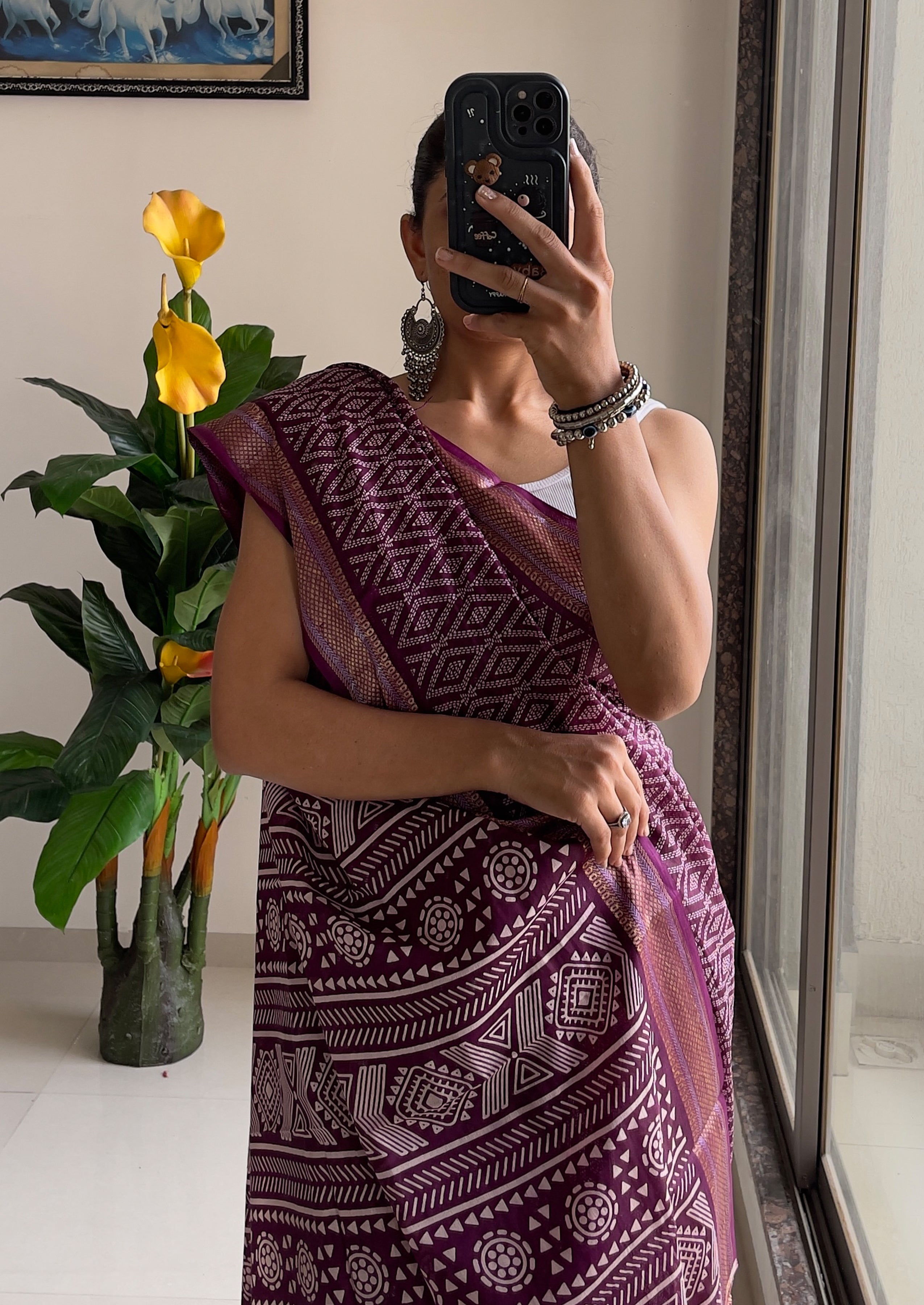 SELFI PRIMUM MULMUL COTTON WITH HEVY ZARI BORDAR BAGRU BANDHANI PRINTED PURPLE SAREE