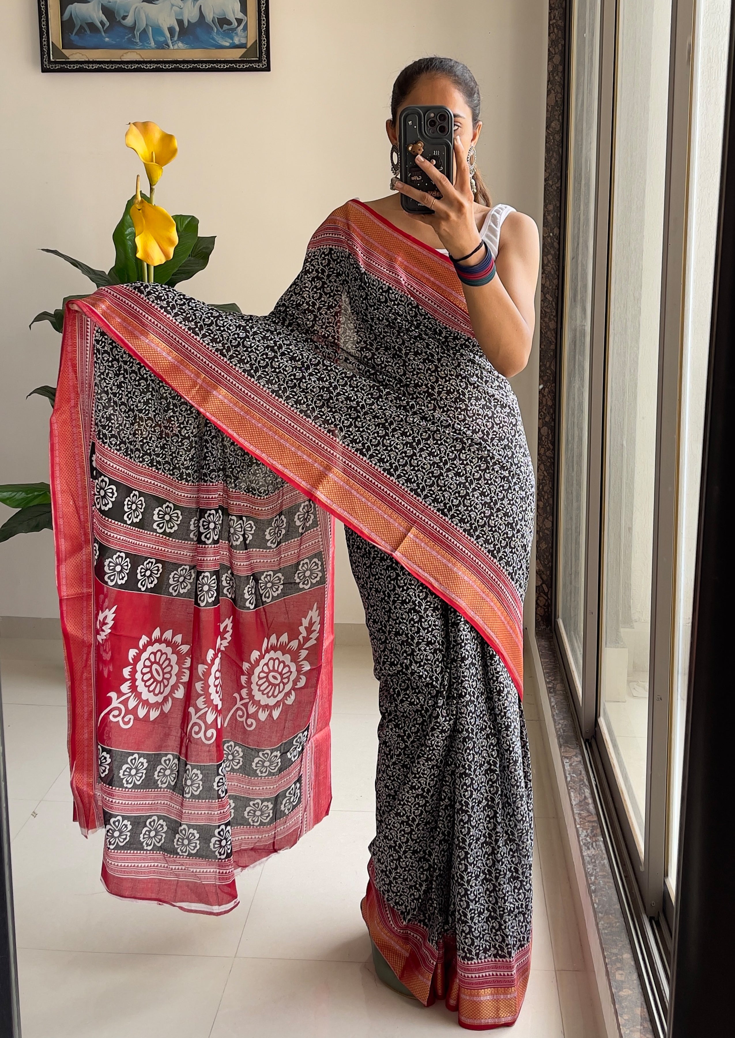 SELFI8 PRIMUM MULMUL COTTON WITH HEVY ZARI BORDAR BAGRU AJRAKH PRINTED BLACK SAREE
