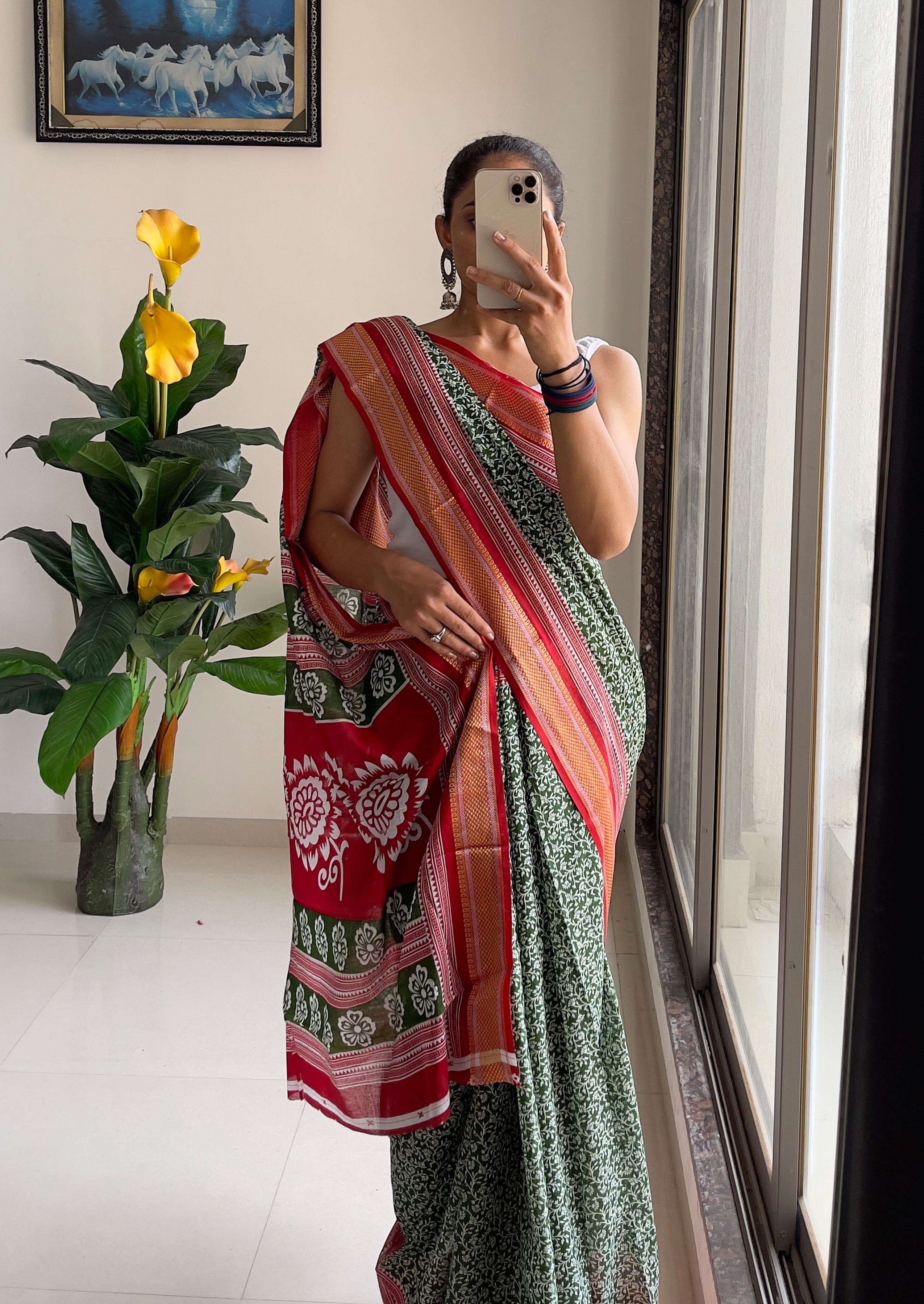 SELFI8 PRIMUM MULMUL COTTON WITH HEVY ZARI BORDAR BAGRU AJRAKH PRINTED GREEN SAREE