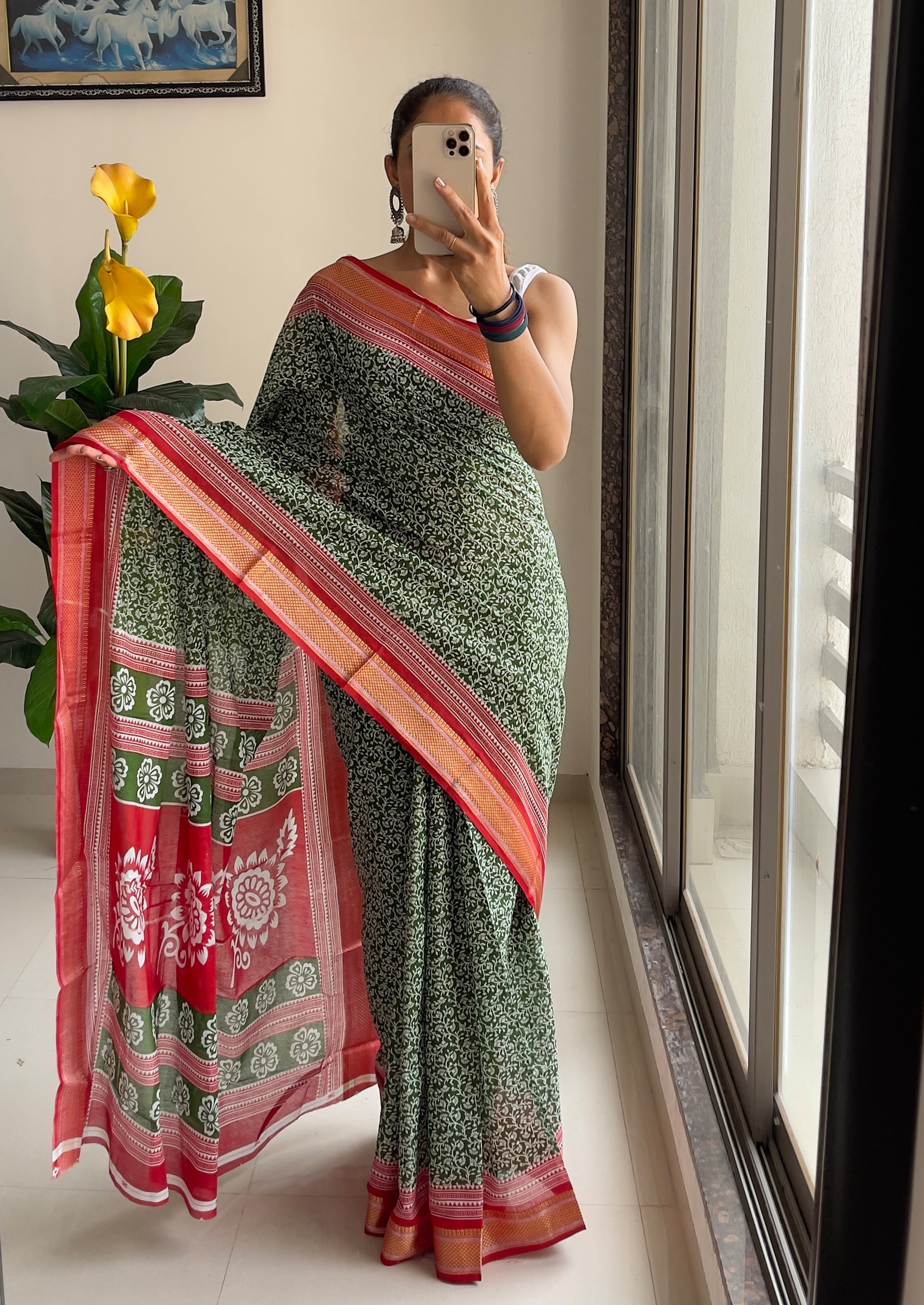 SELFI8 PRIMUM MULMUL COTTON WITH HEVY ZARI BORDAR BAGRU AJRAKH PRINTED GREEN SAREE