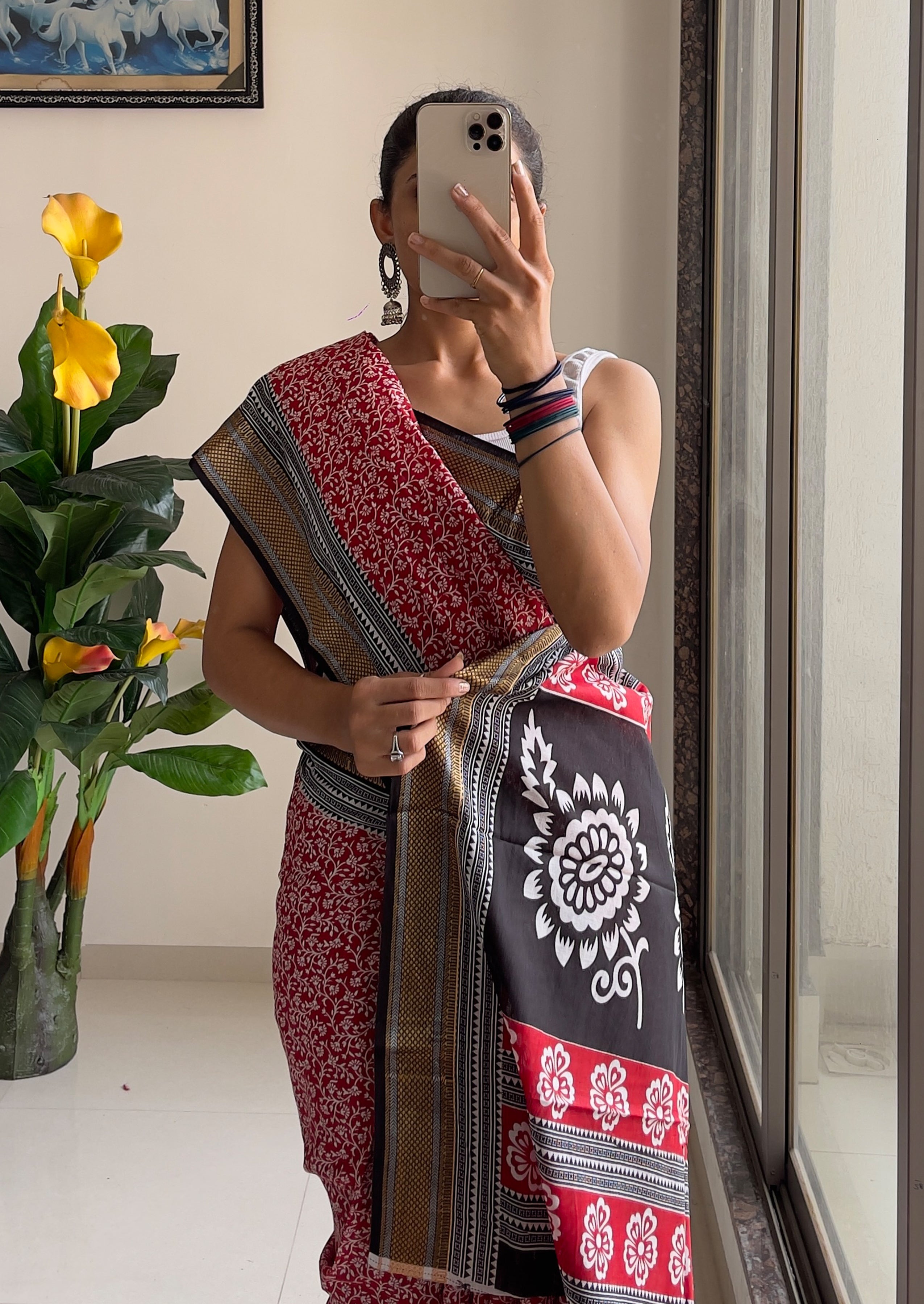 SELFI8 PRIMUM MULMUL COTTON WITH HEVY ZARI BORDAR BAGRU AJRAKH PRINTED RED SAREE