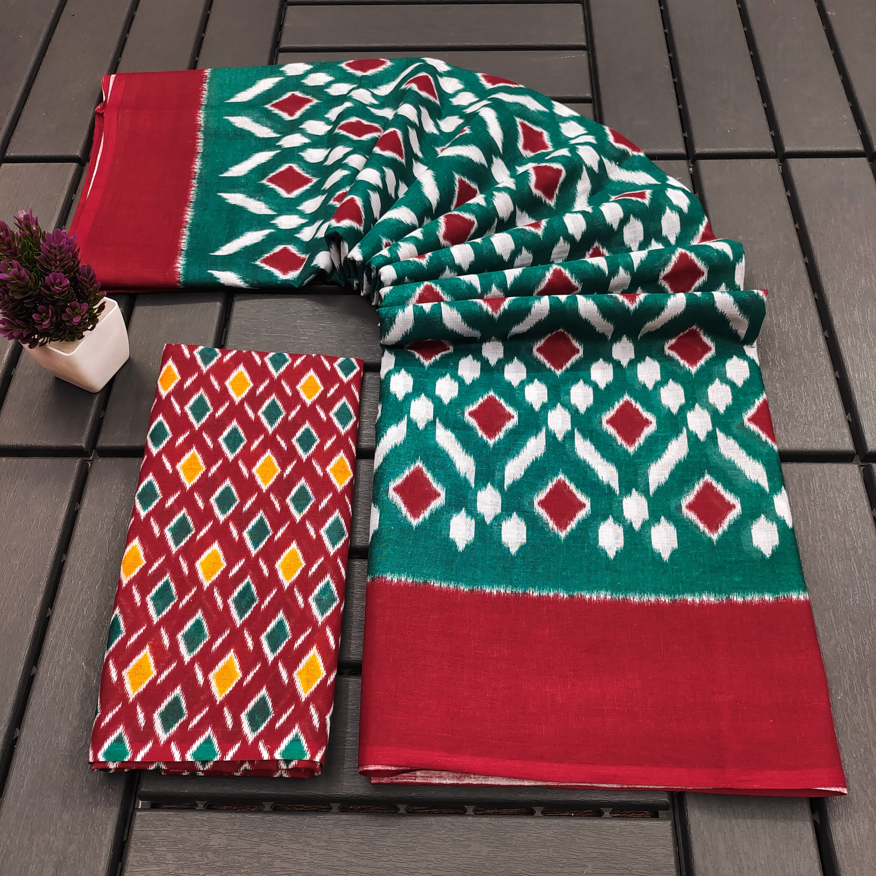 SIMRAN PURE MULMUL COTTON IKKAT  PRINTED GREEN SAREE