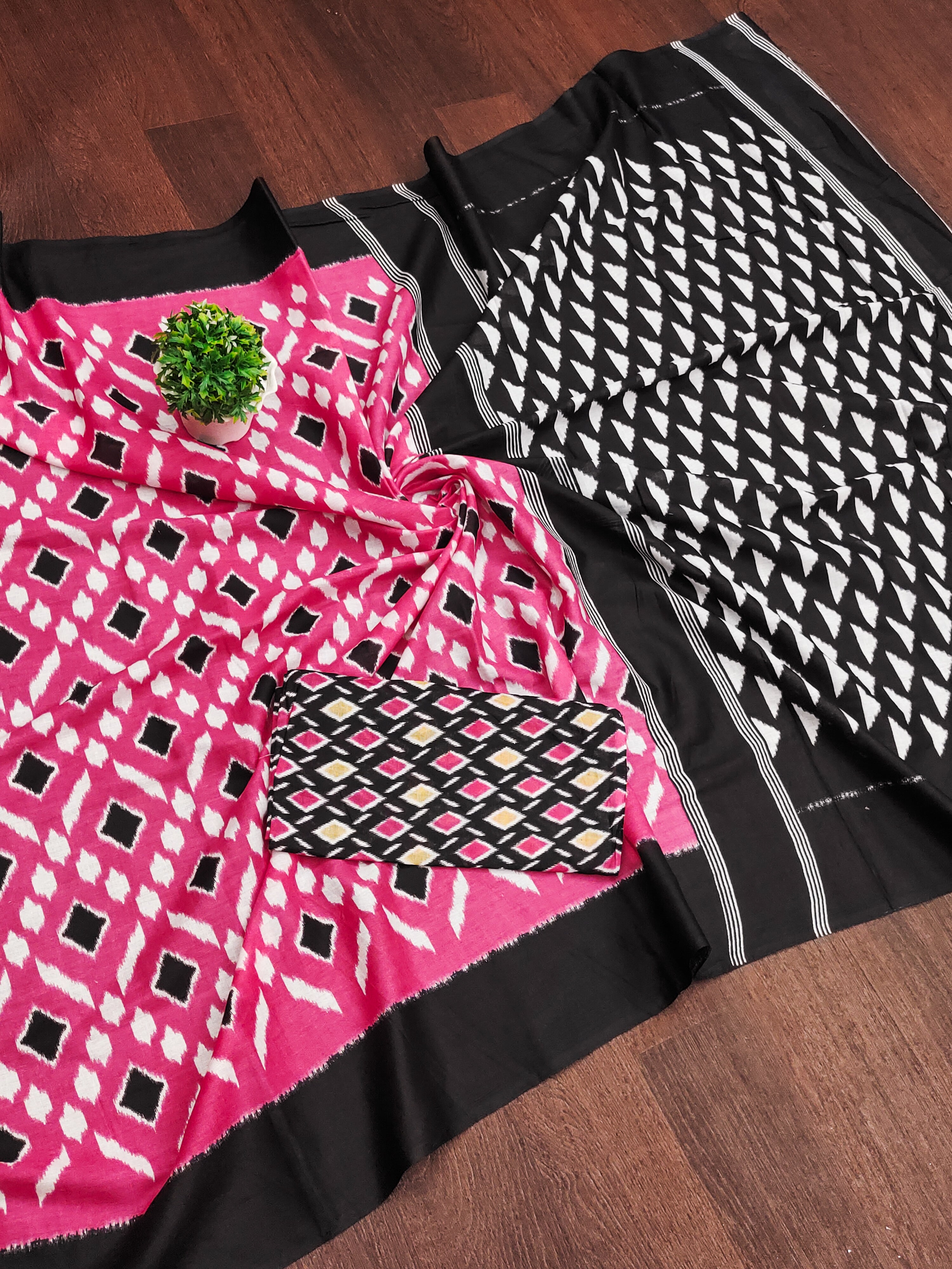 SIMRAN PURE MULMUL COTTON IKKAT  PRINTED PINK SAREE