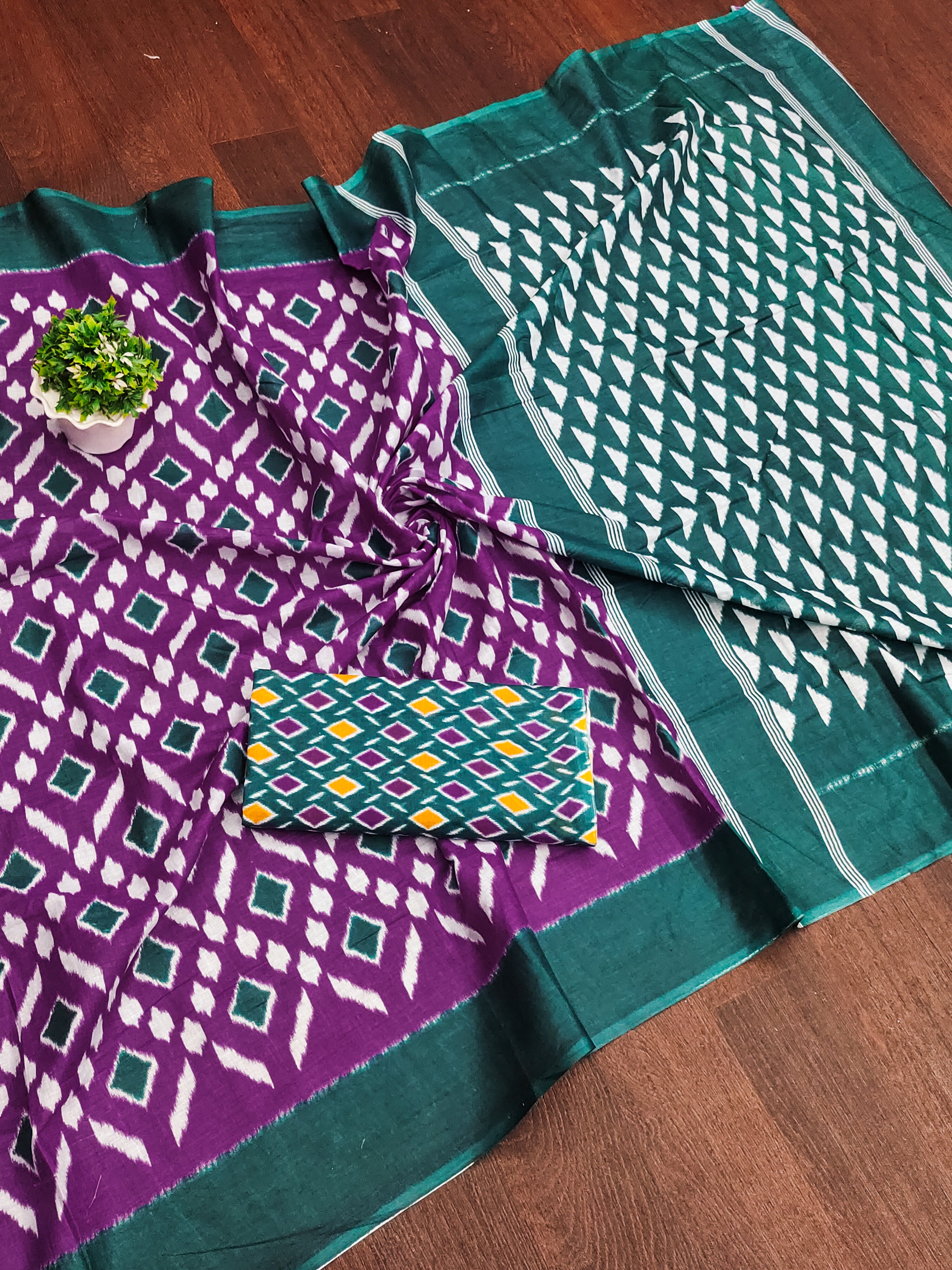 SIMRAN PURE MULMUL COTTON IKKAT  PRINTED PURPLE SAREE