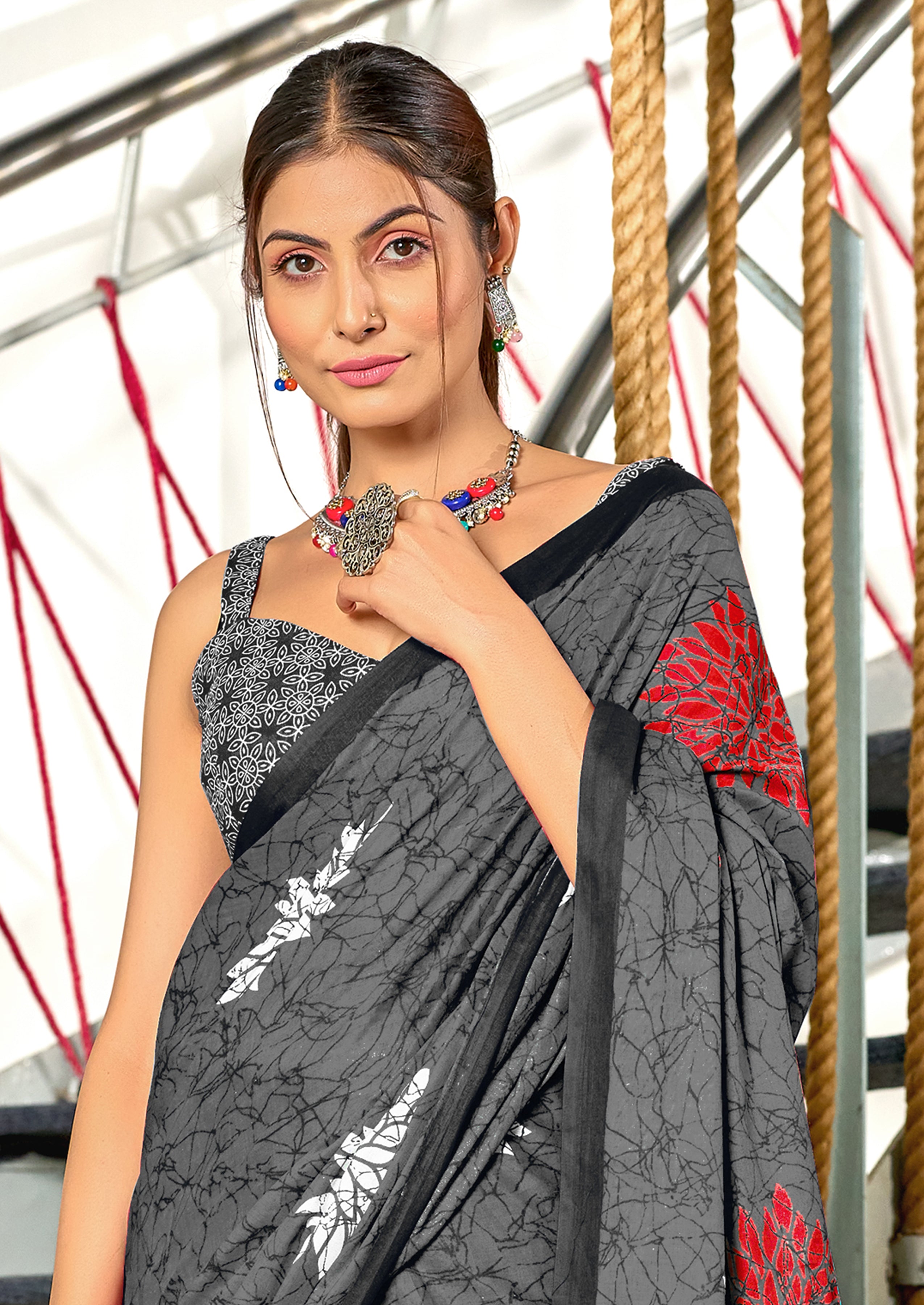 SRIVIDYA PURE MULMUL FLORAL BLOCK PRINTD GREY SAREE