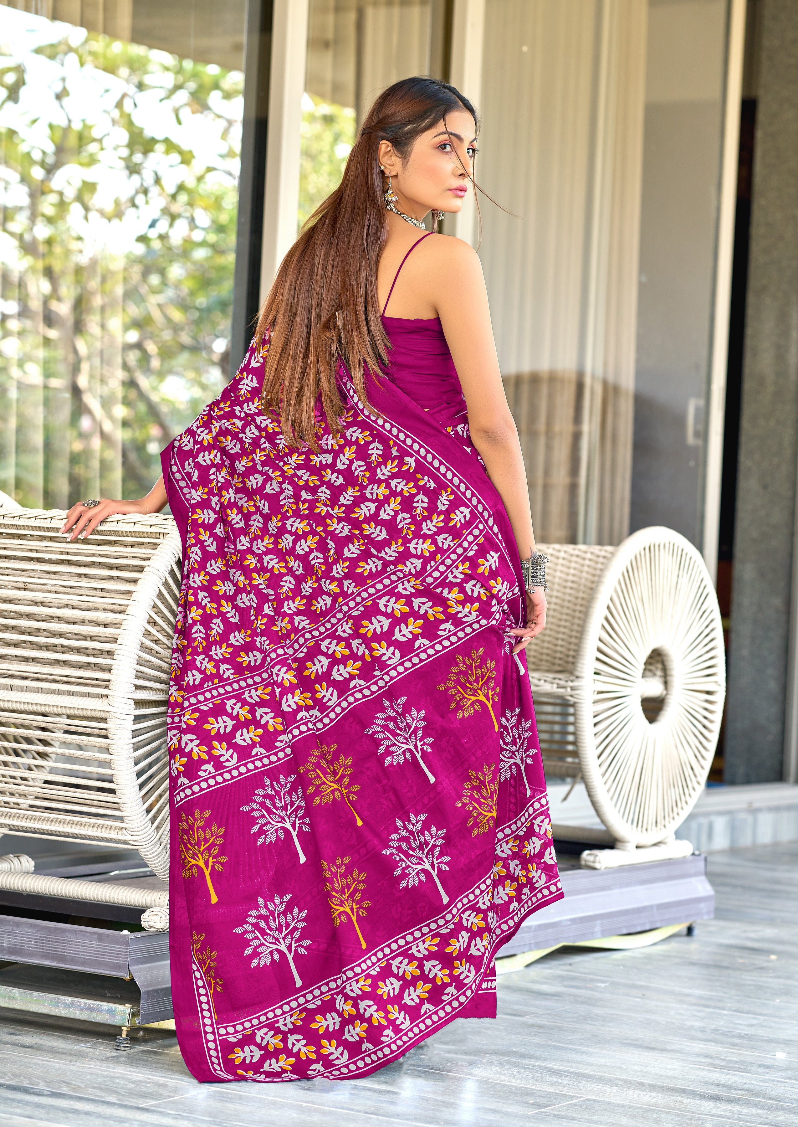TAAPTI PURE MULMUL COTTON HAND PRINTD PINK SAREE