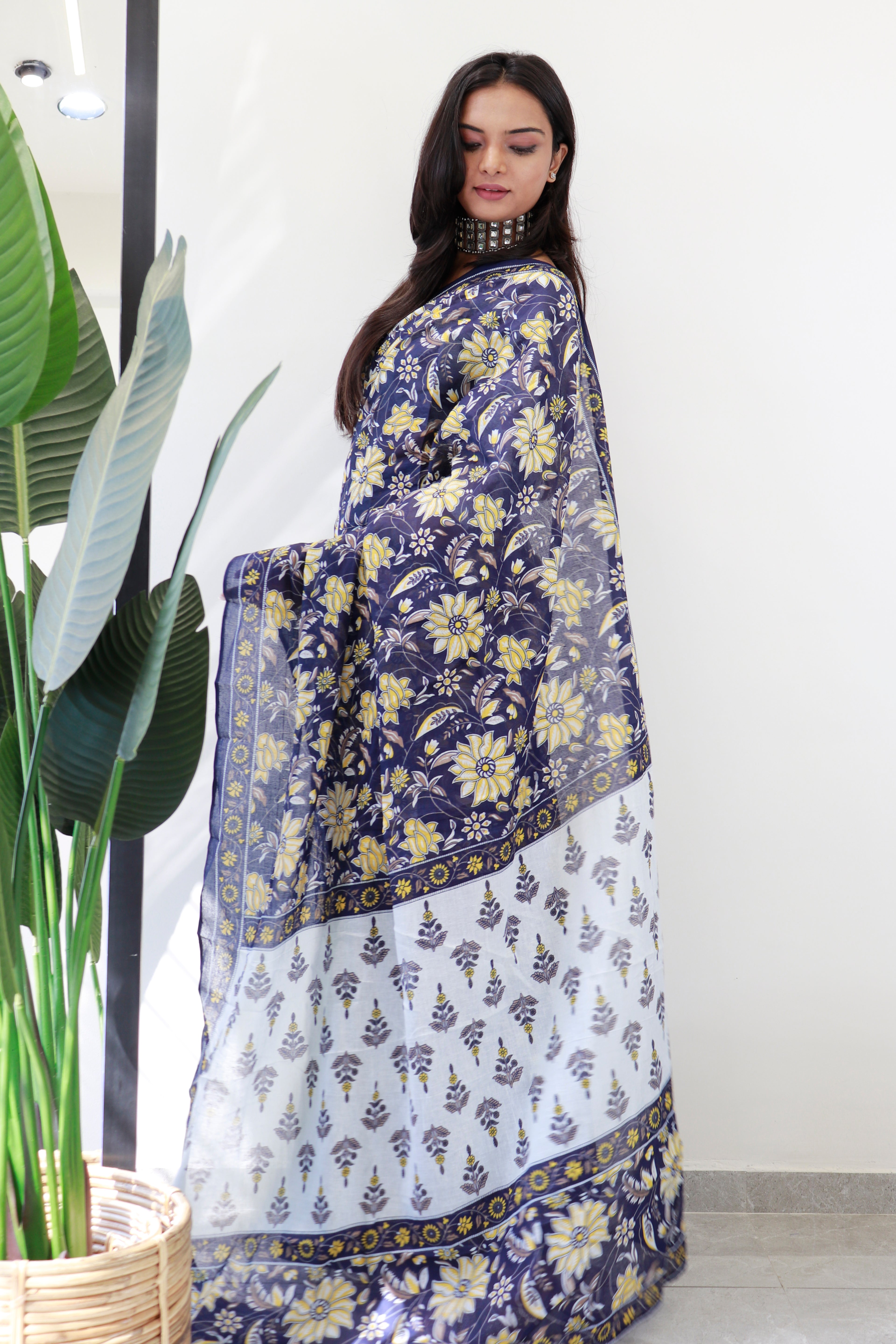 THE AJRAKH PURE MULMUL COTTON  BLOCK PRINT BLUE AND WHITE SAREE