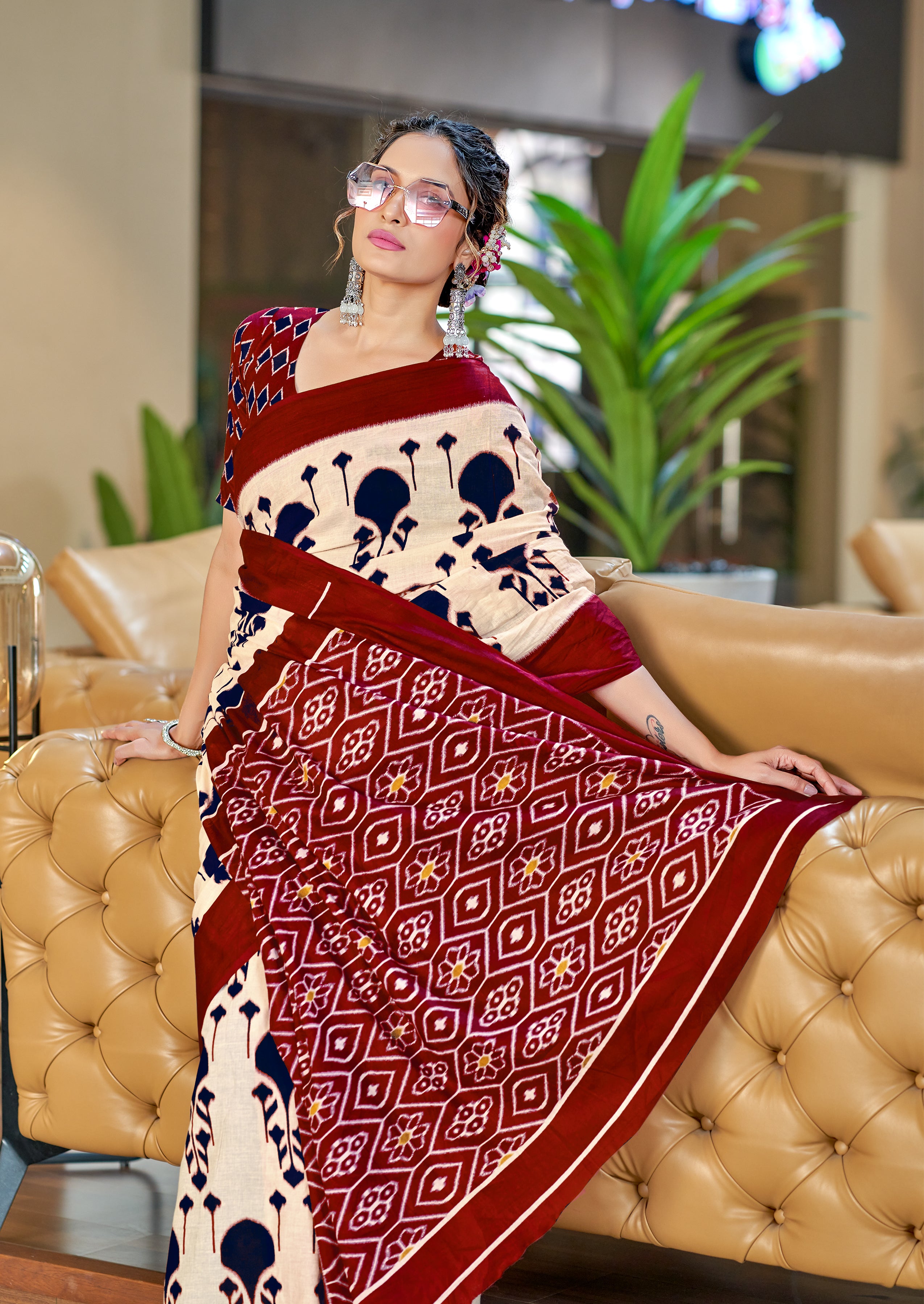 VEDIKA PURE SOFT COTTON FANCY IKKAT BLOCK PRINT BLUE AND RED SAREE