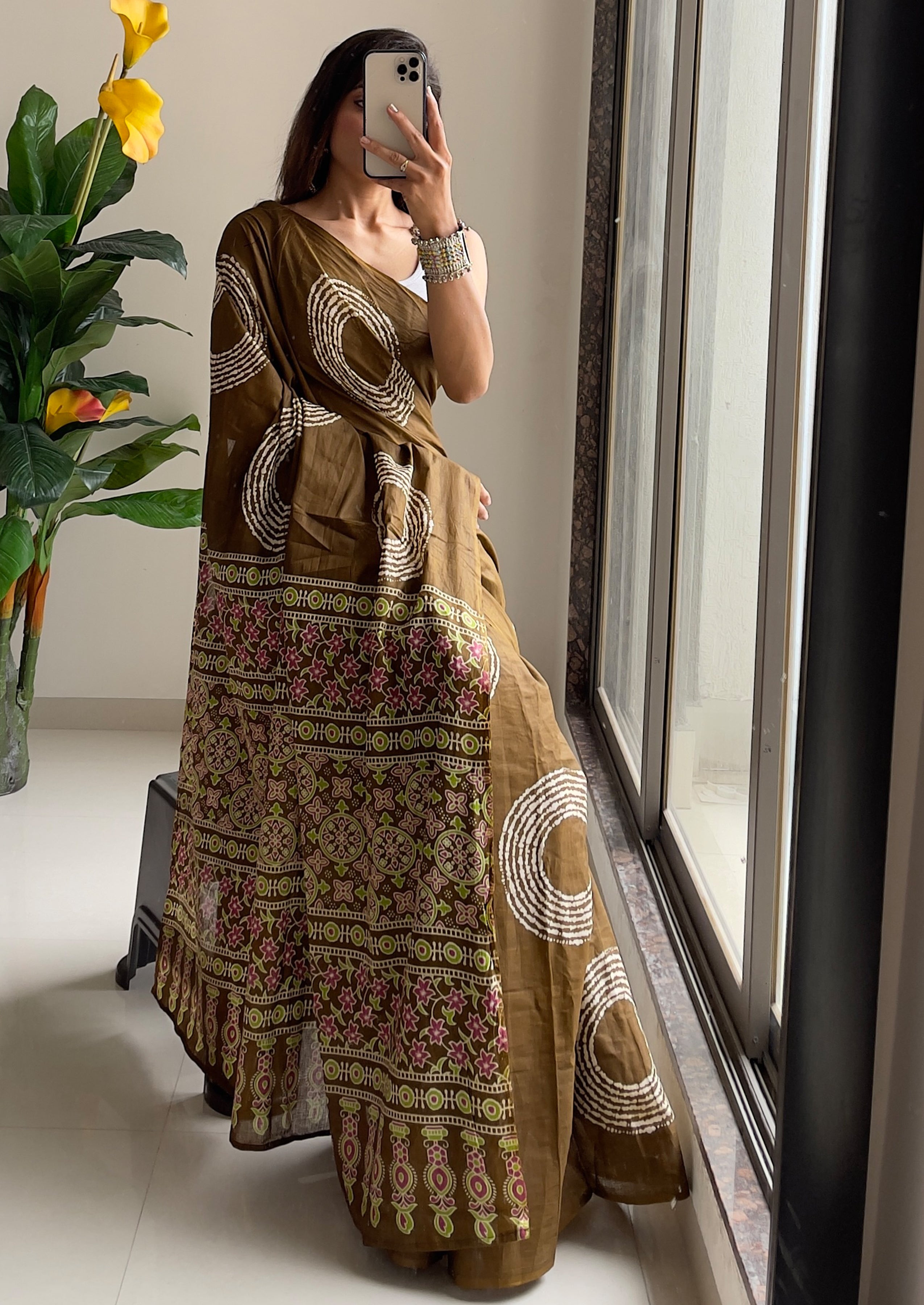 AJRAKH BANDHEJ PURE MULMUL COTTON  HAND BLOCK PRINT BROWN SAREE
