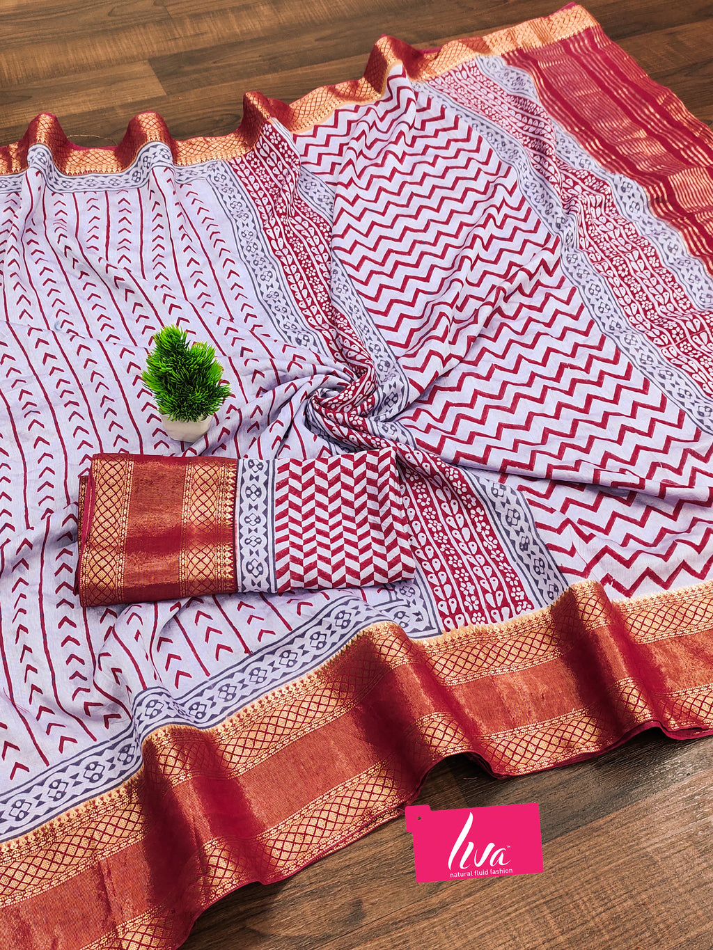 ASSAM SILK NATURAL CELLULOSE NYLON AND VISCOSE ZARI WEAVING GREY SAREE