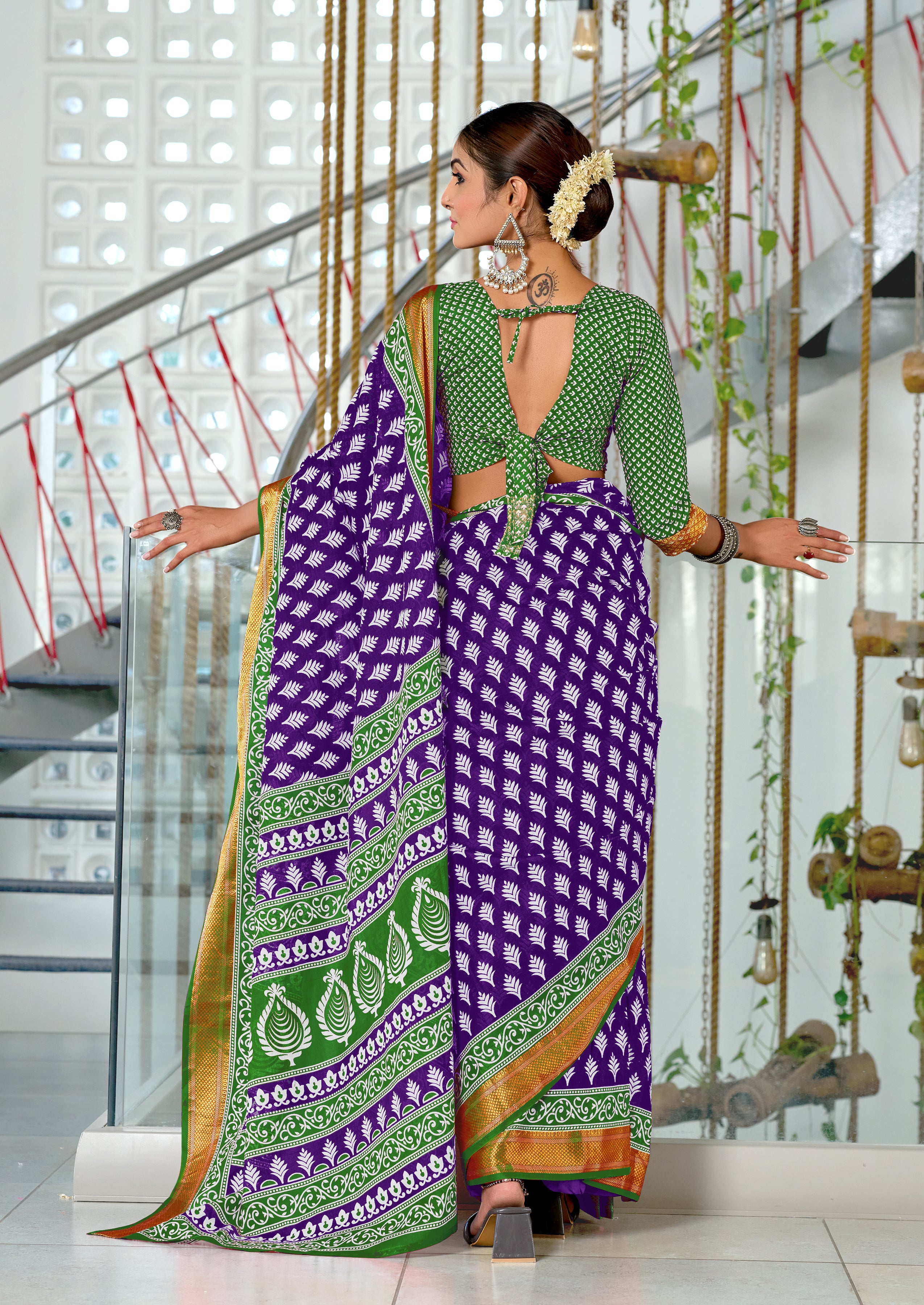 BASANTI PRIMUM PURE COTTON MULMUL BUTI HAND BLOCK PRINT WITH HEVAY ZARI BODAR PURPLE SAREE