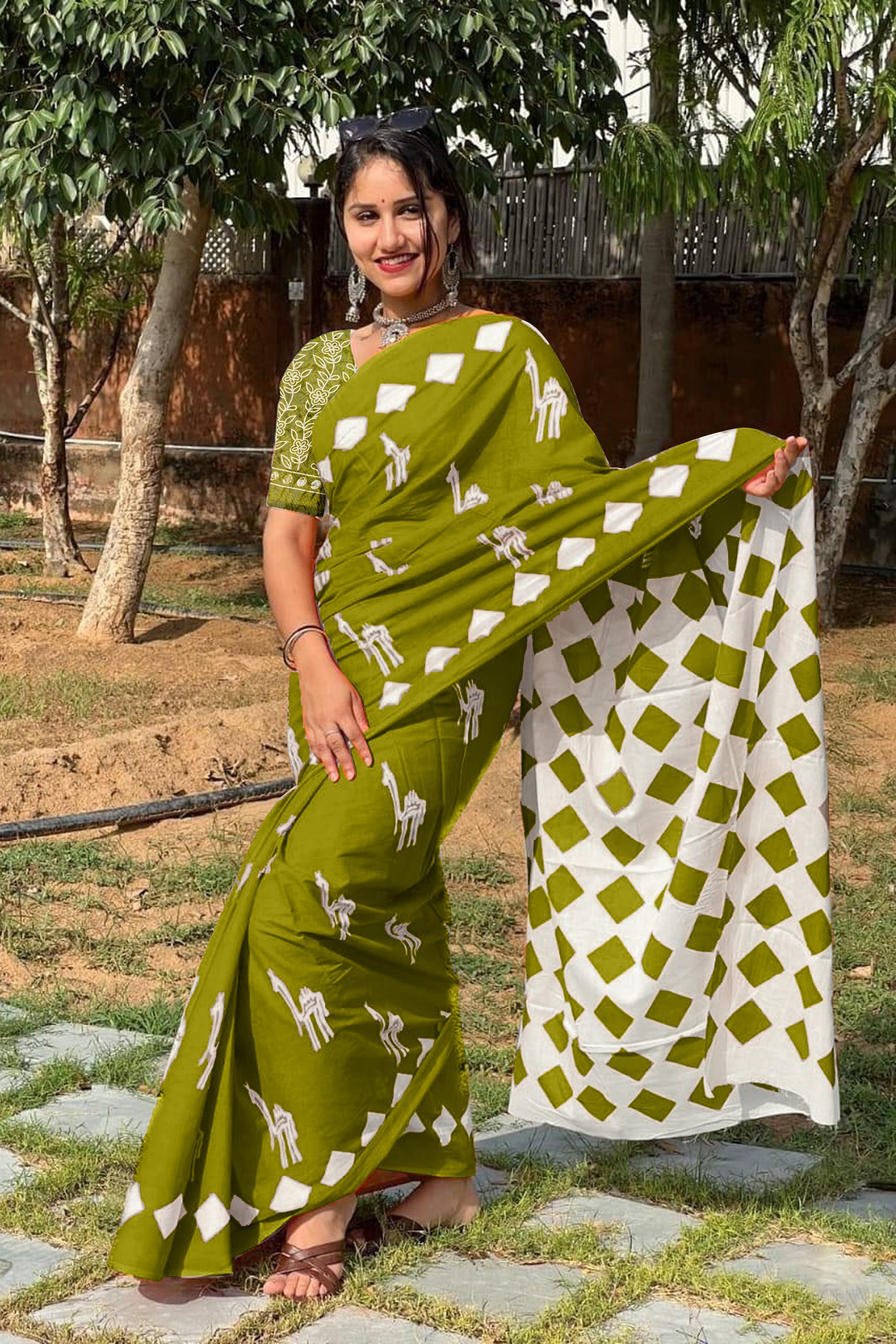 CEMAL SOFT PURE COTTON FANCY CEMAL ANIMAL TRANDING JAIPUR BLOCK PRINT MEHANDI GREEN SAREE