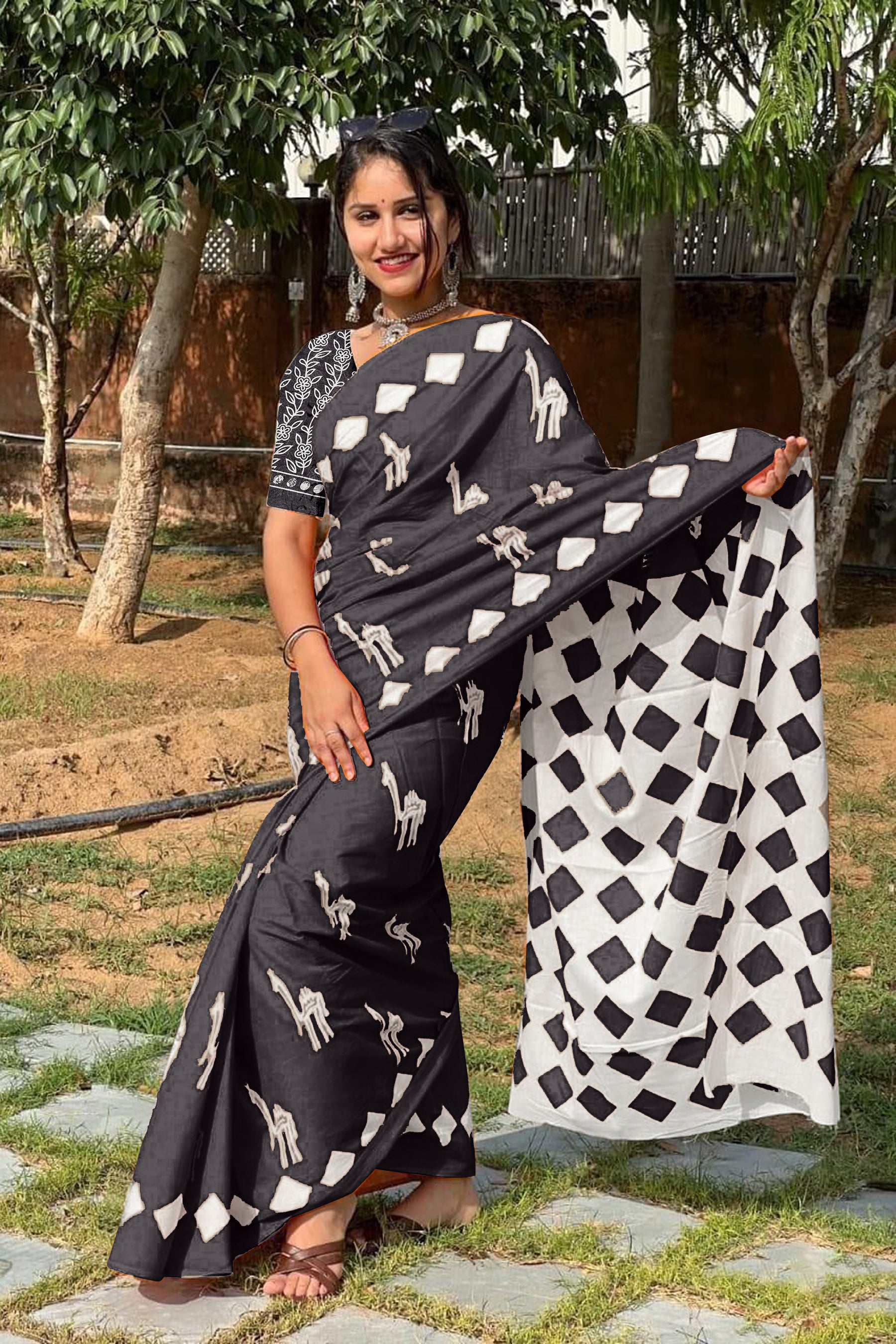 CEMAL SOFT PURE COTTON FANCY CEMAL ANIMAL TRANDING JAIPUR BLOCK PRINT BLACK SAREE
