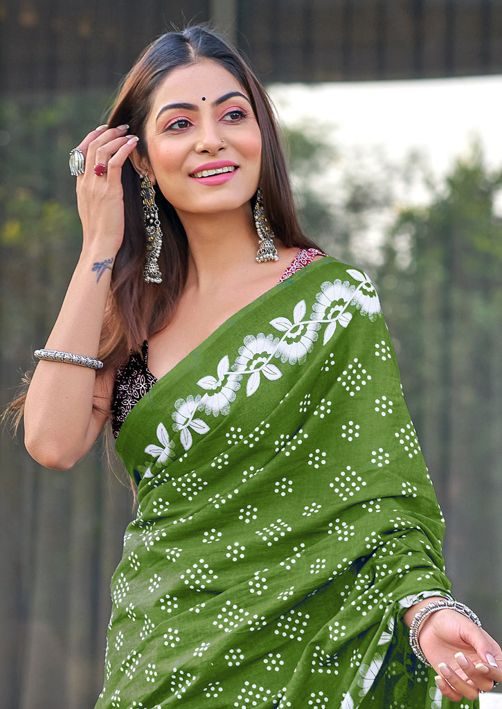 CHURI HAND BLOCK PRINT MULMUL COTTON GREEN SAREE