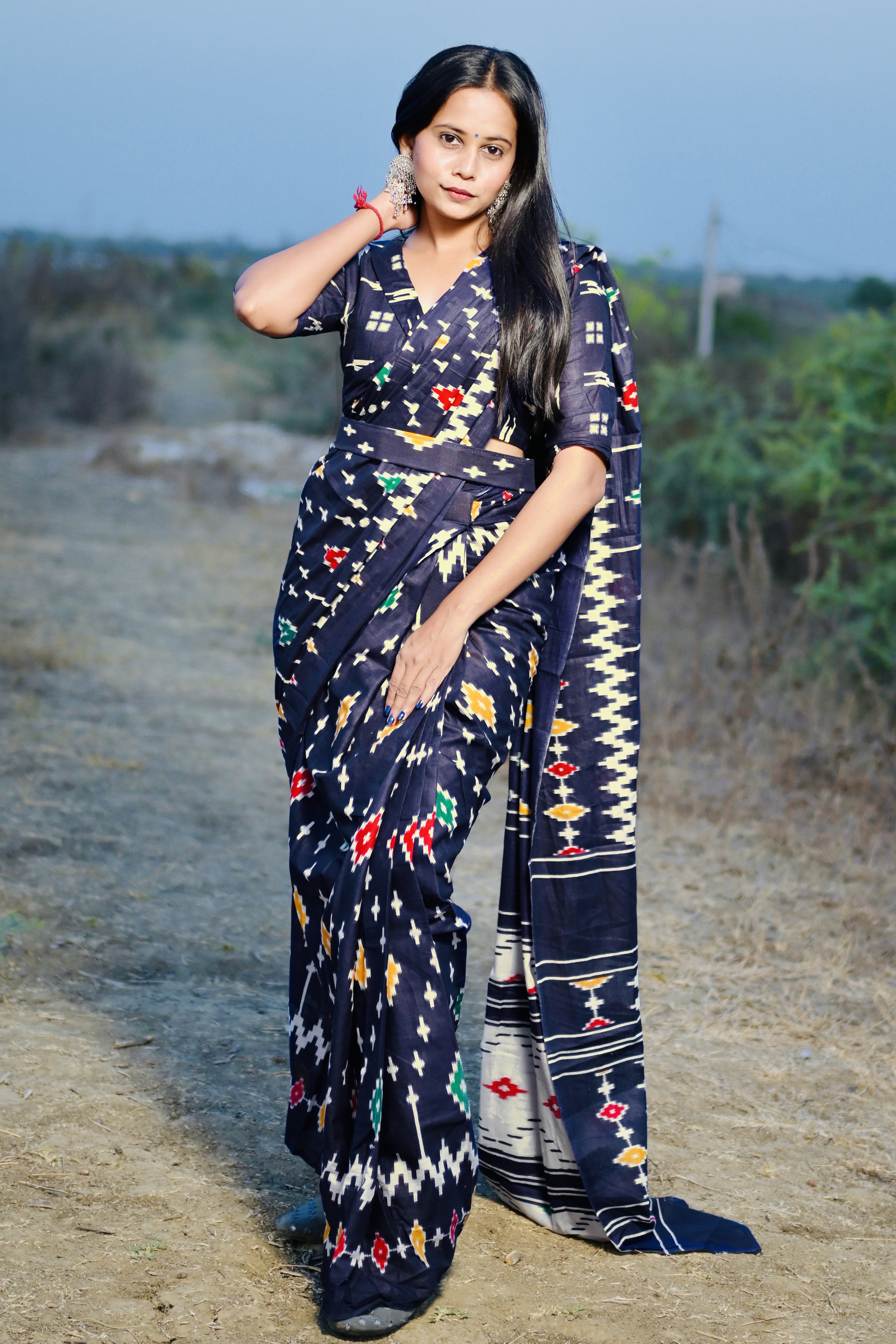 DARSHITA SOFT MULMUL COTTON IKKAT HAND BAGRU PRINTED BLUE SAREE