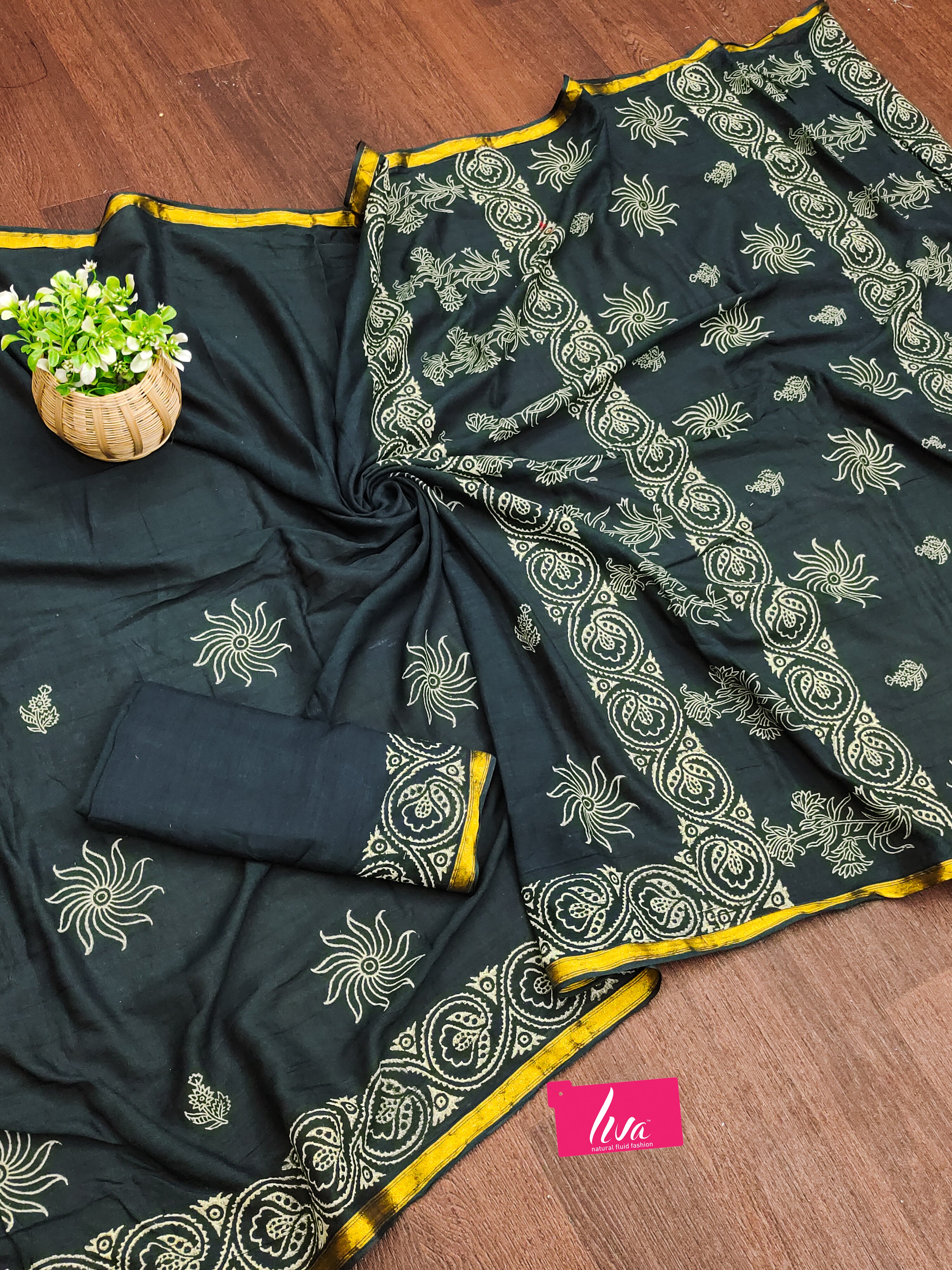 HAND BLOCK4 SOFT MASLIN COTTON WITH HEVY ZARI BODAR BLUE SAREE