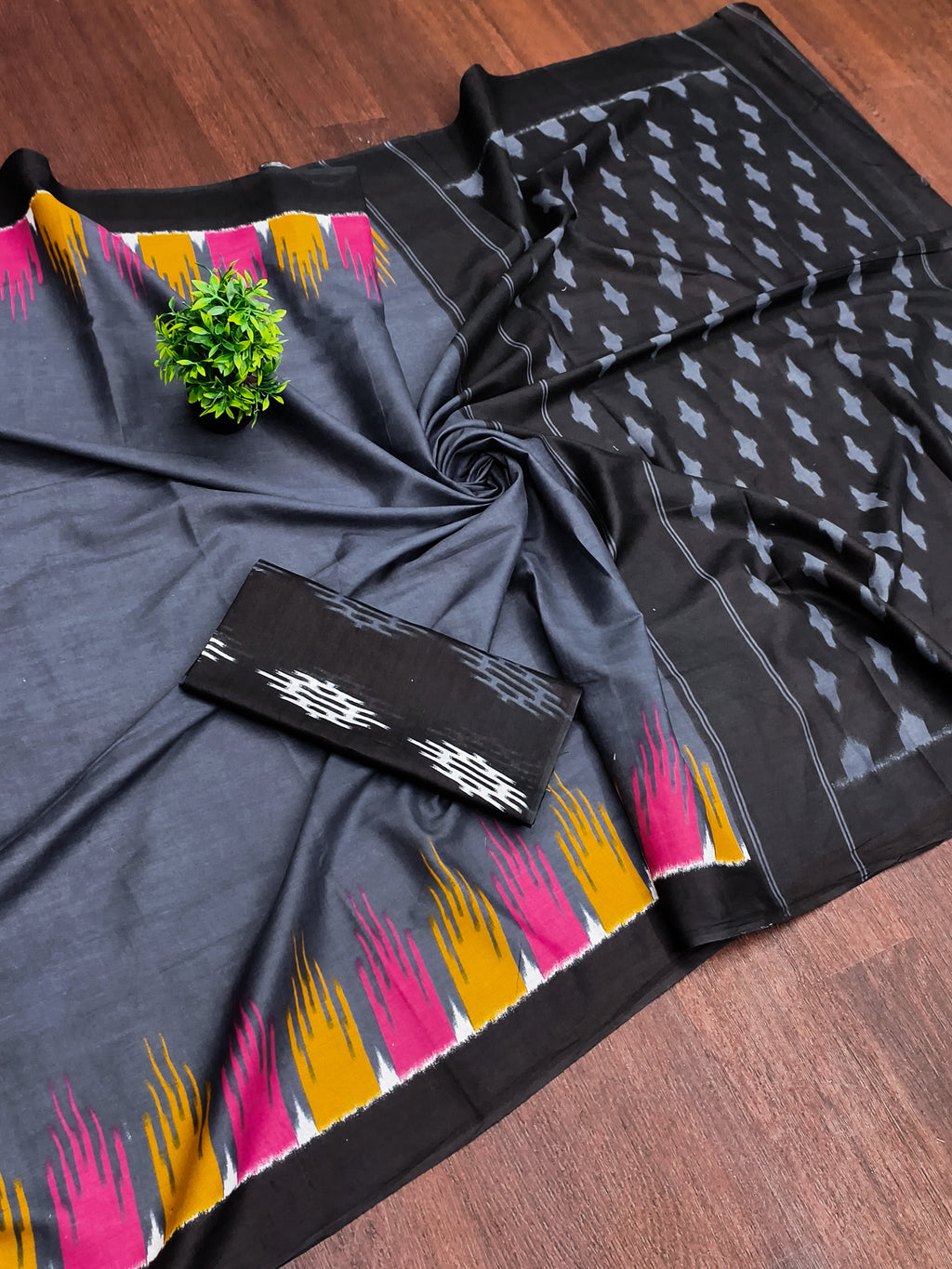 HANSHIKA PURE COTTON FANCY HAND BLOCK PRINT NEVY BLUE SAREE