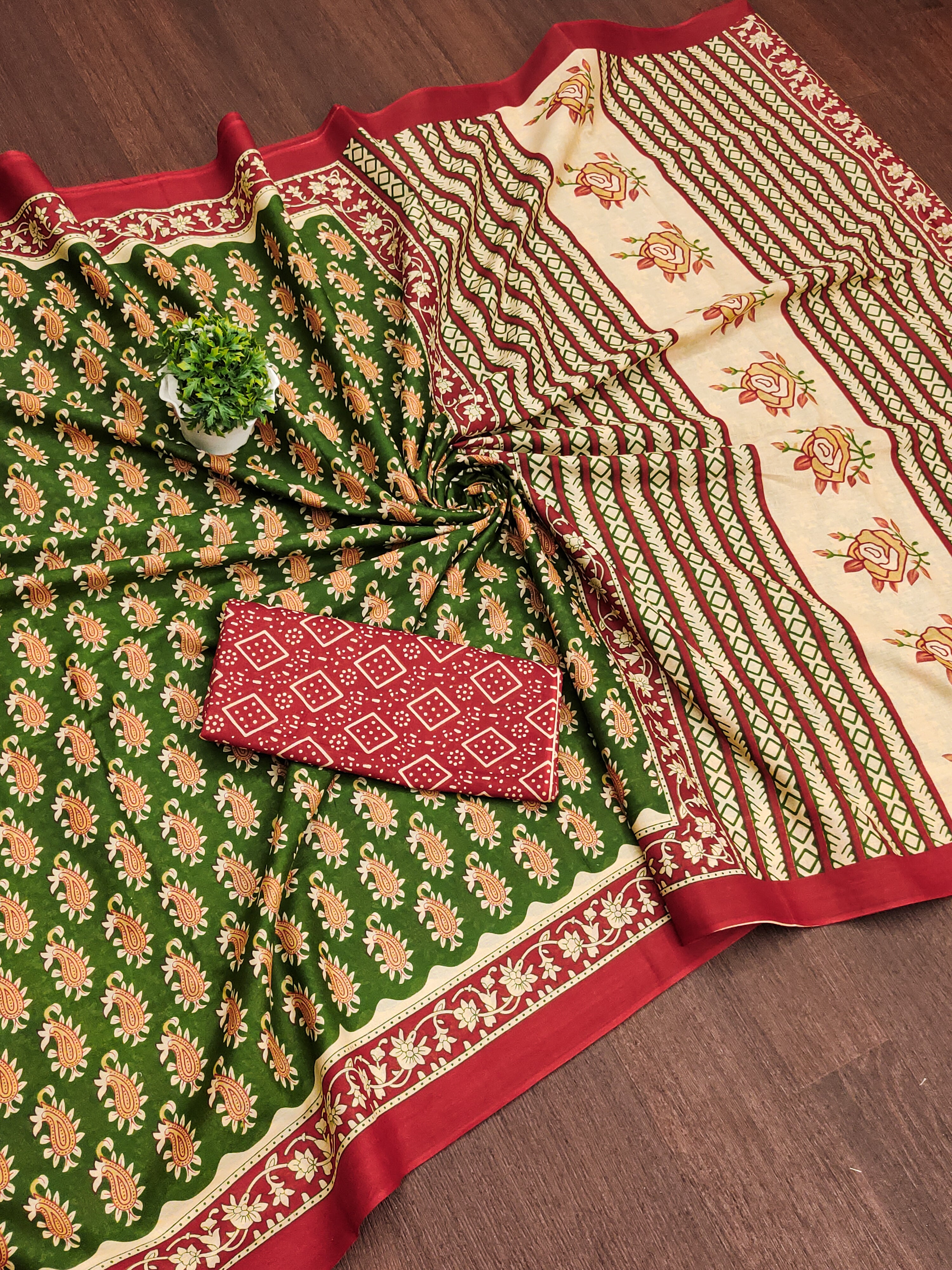 INAYAT PURE MULMUL COTTON JAIPUR PRINTD GREEN SAREE