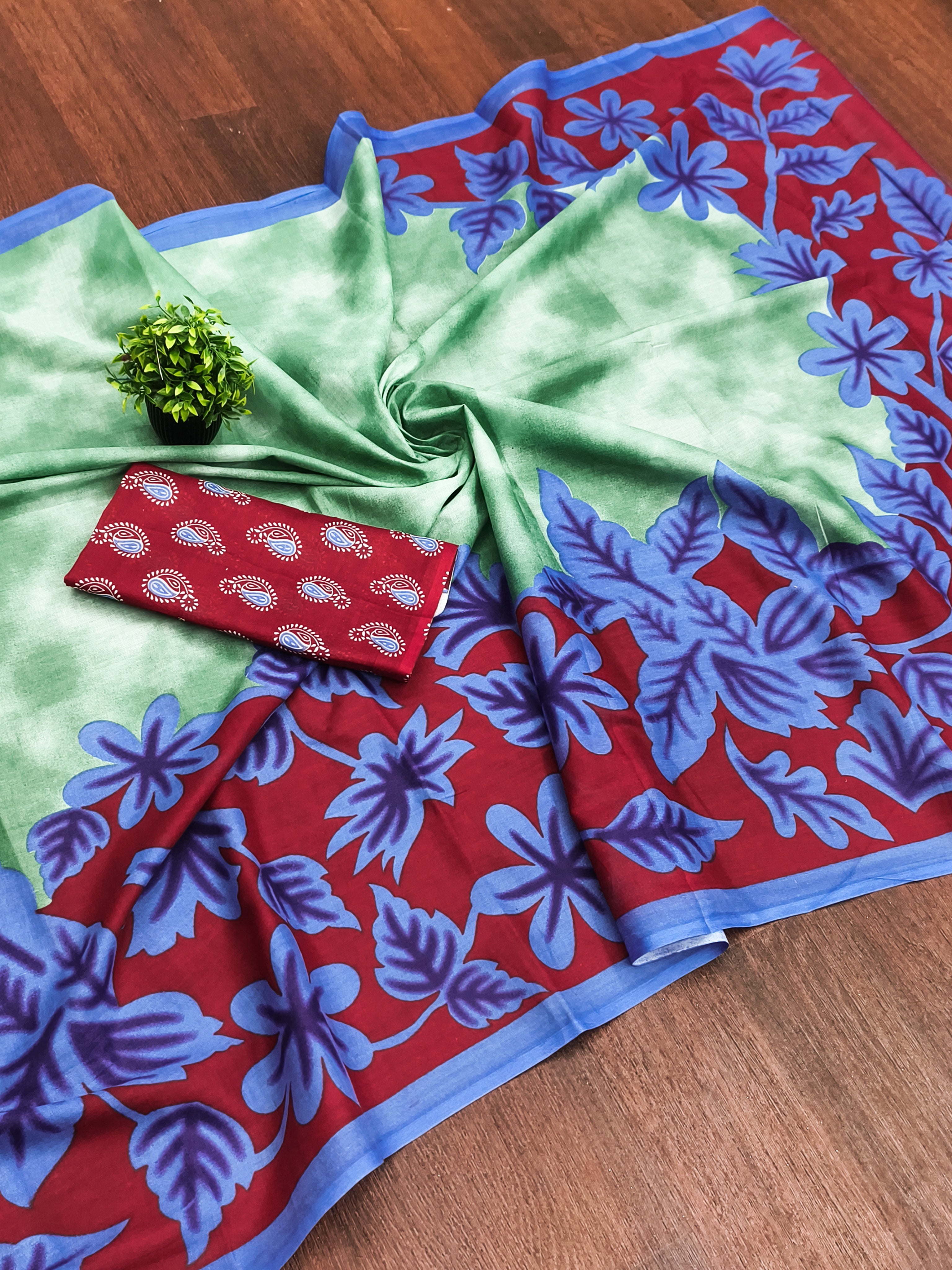KASISH PURE MULMUL COTTON FANCY HAND BLOCK FLOWER TEST MINT GREEN WITH BLUE SAREE