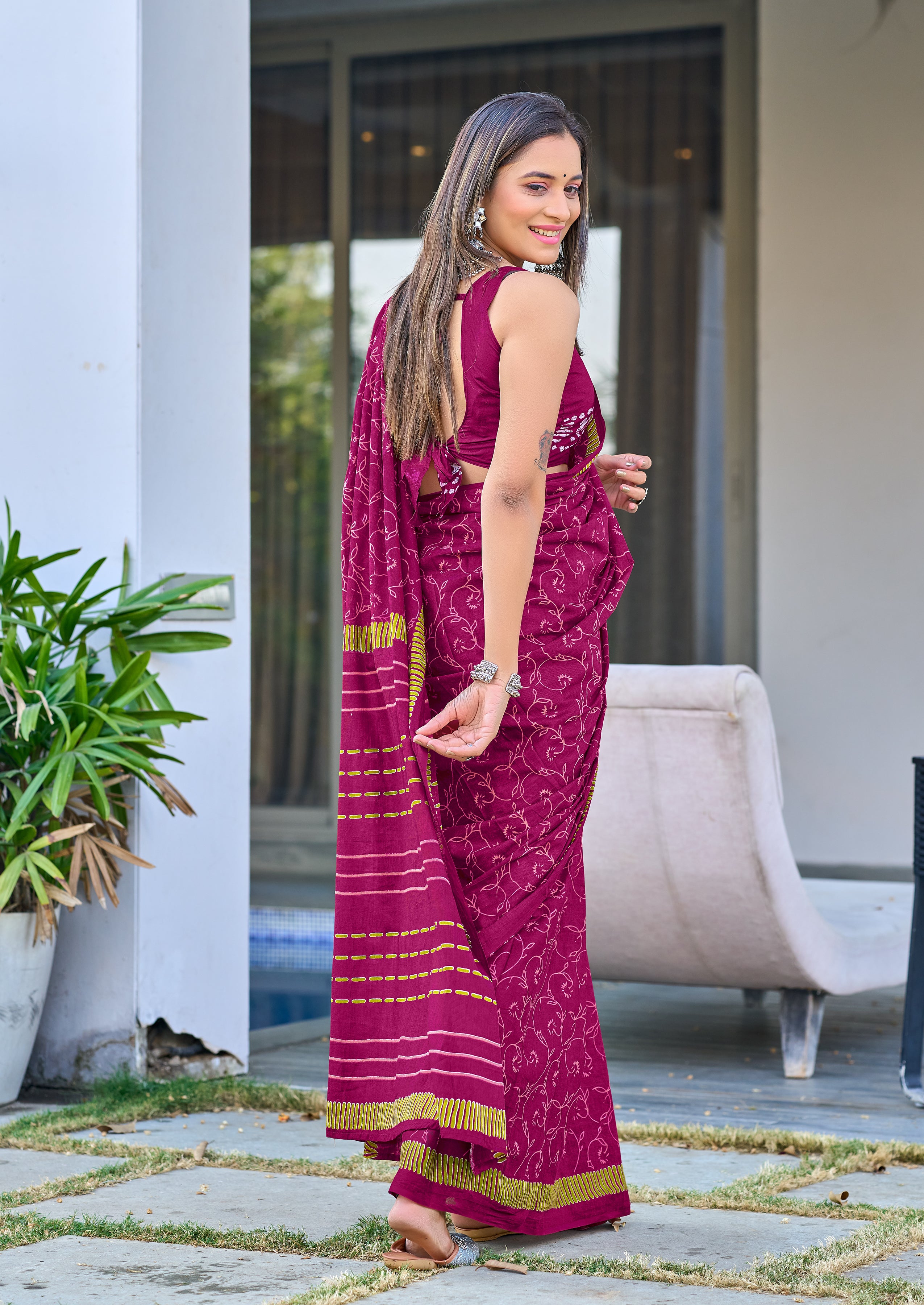 AJRAKH FANCY HAND BLOCK MULMUL COTTON MAROON SAREE