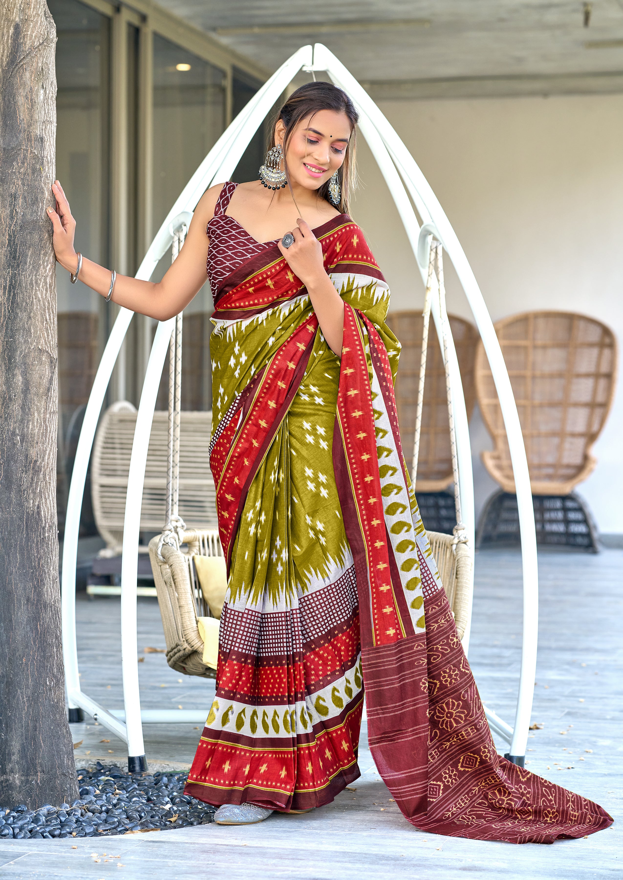 MAYTRI PURE MULMUL COTTON IKKAT  PRINTD GREEN SAREE