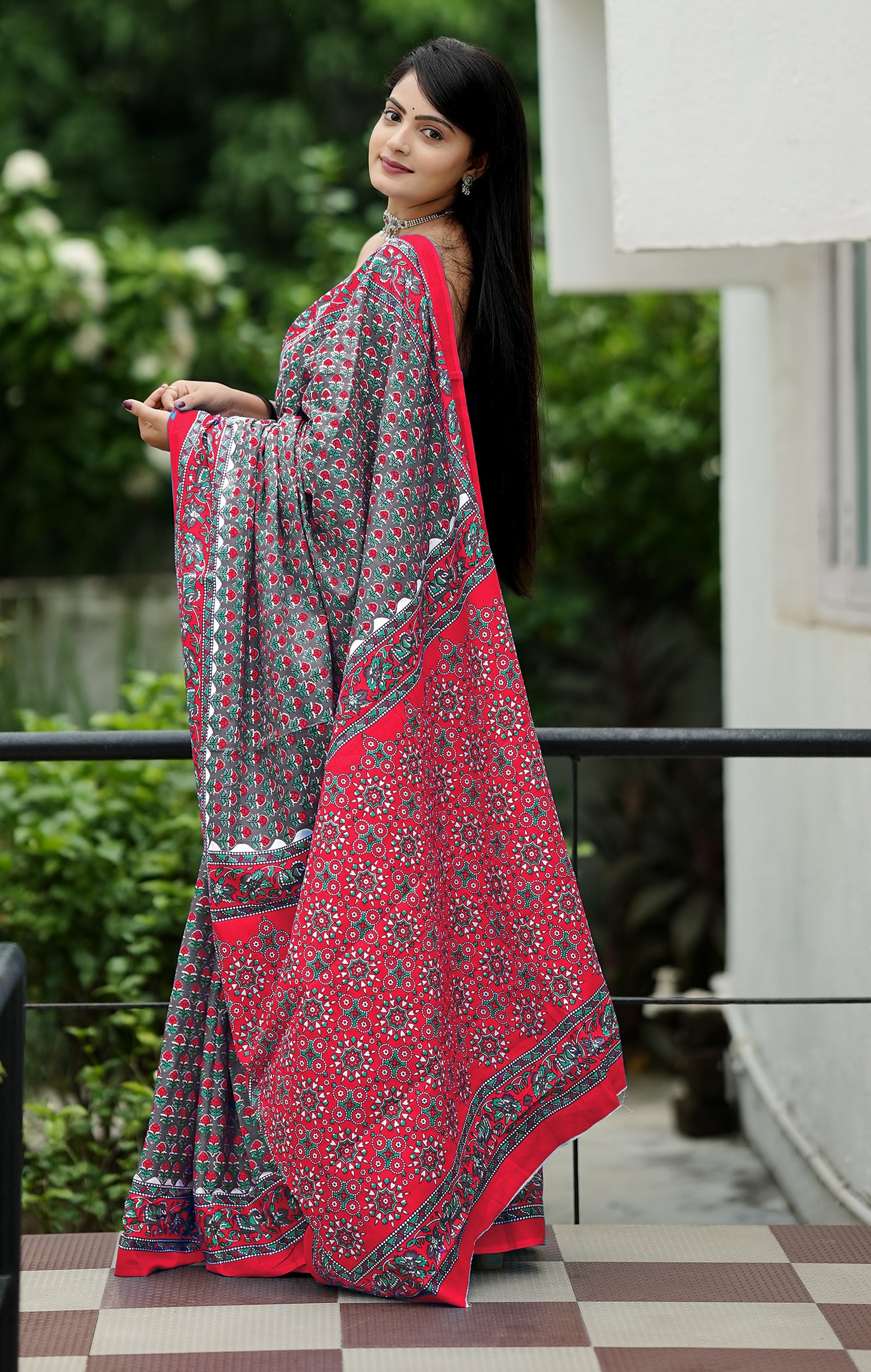 MISS JULIYANA PRIMUM COTTON JAIPUR BAGRU PRINTED COTTON MULMUL GREY SAREE