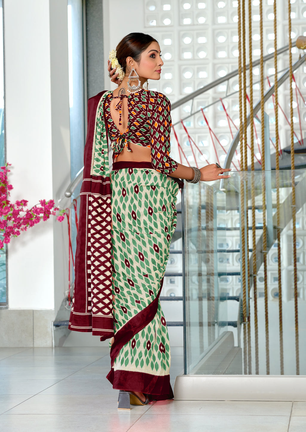 PRIYALAXMI PURE MULMUL COTTON IKKAT PRINTD MAROON AND LIGHT GREEN SAREE