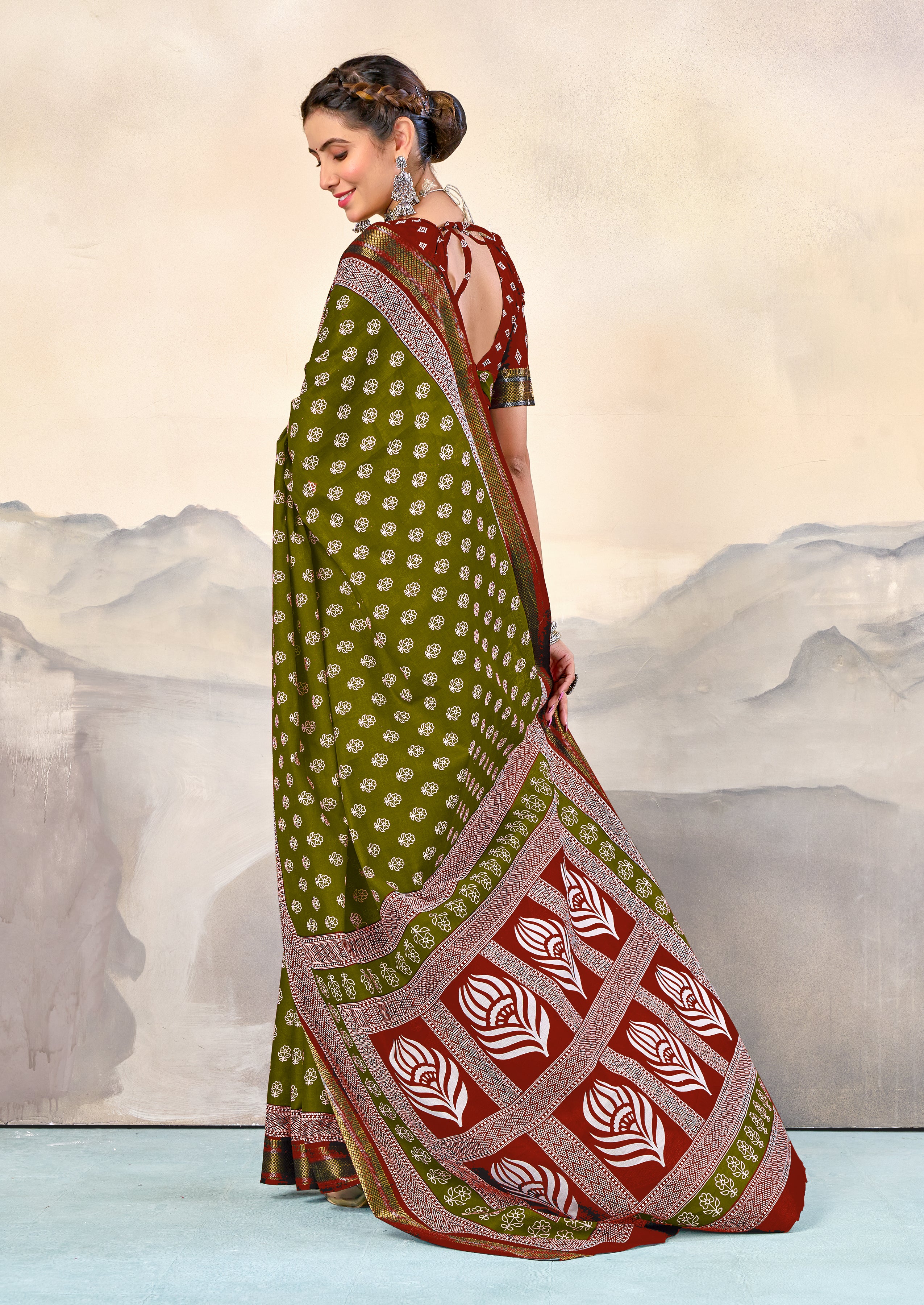 RASHMI PURE MULMUL HAND BLOCK PRINT WITH HEVAY ZARI BODAR GREEN AND RED SAREE
