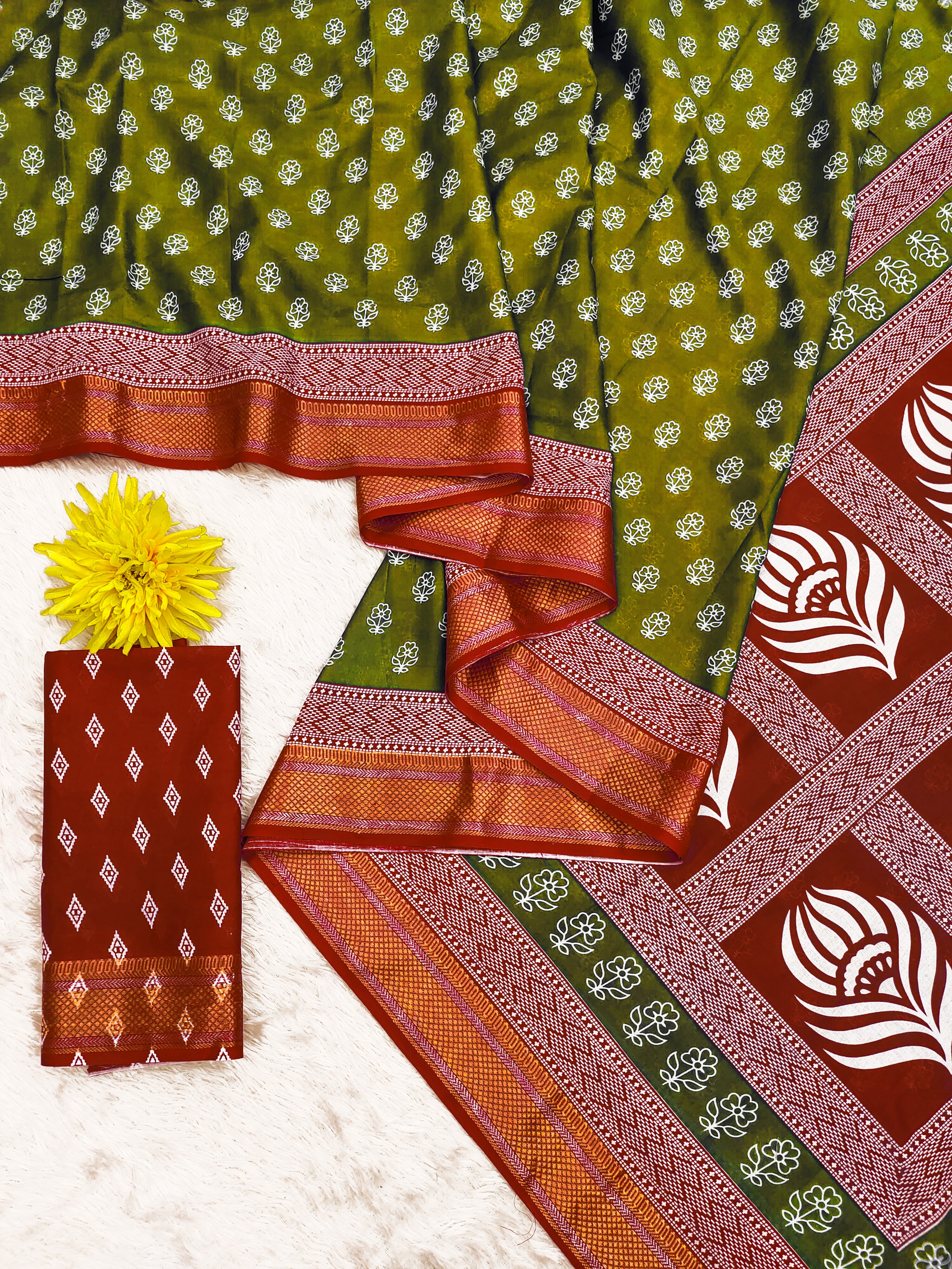 RASHMI PURE MULMUL HAND BLOCK PRINT WITH HEVAY ZARI BODAR GREEN AND RED SAREE
