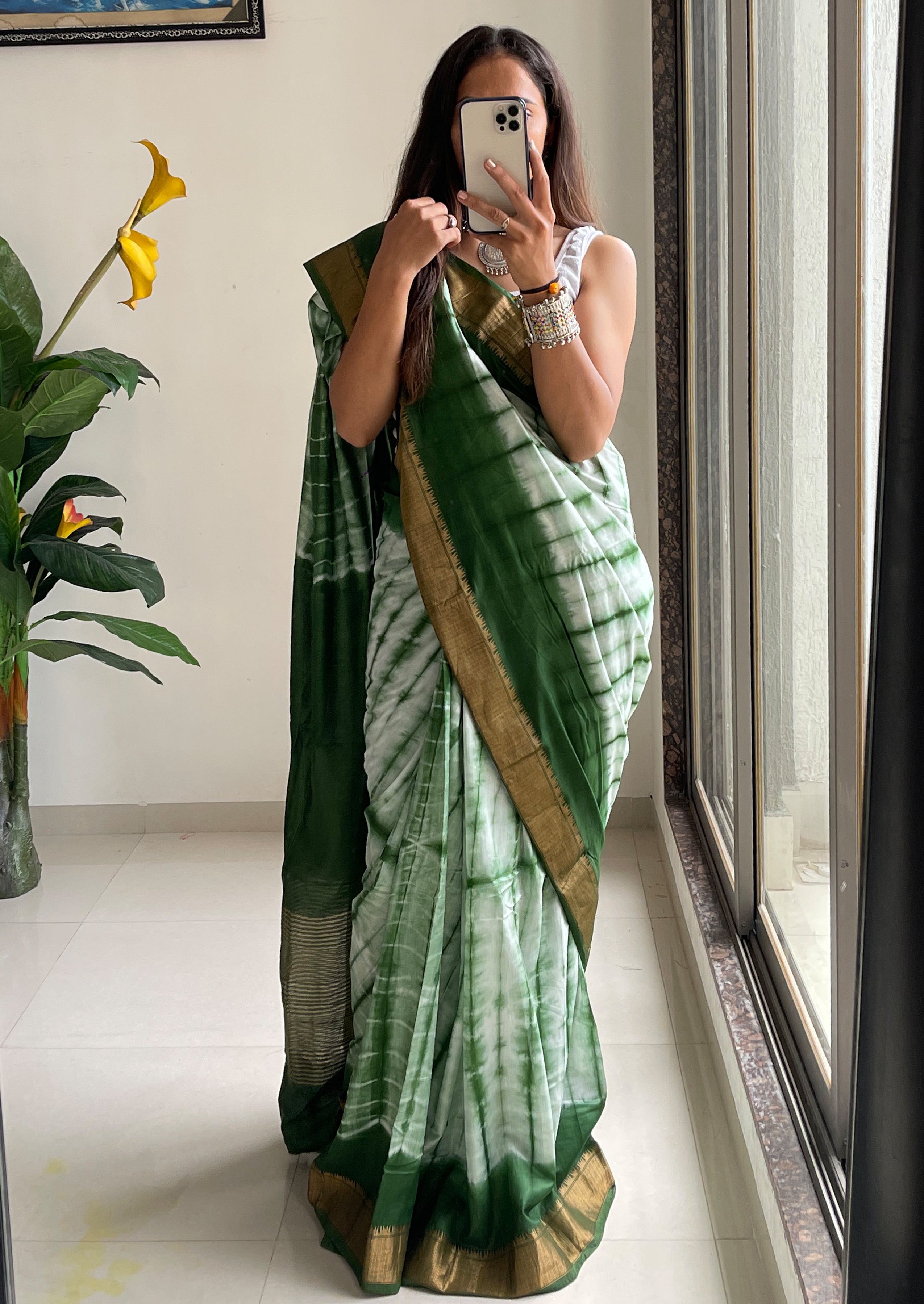SELFI15 PRIMUM ASSAM SILK NECHRAL SOFT MATIRYAL DARK GREEN SAREE