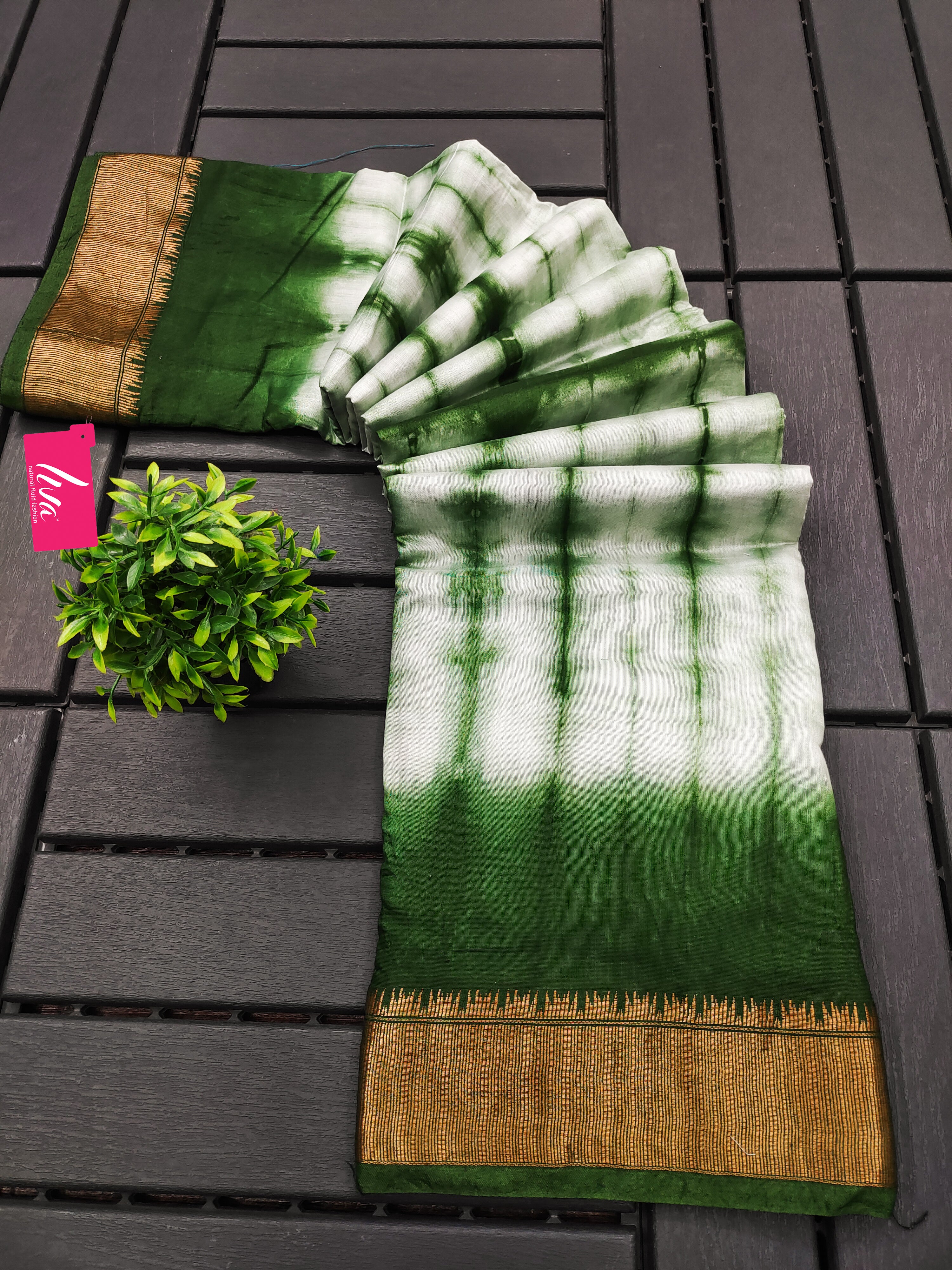 SELFI15 PRIMUM ASSAM SILK NECHRAL SOFT MATIRYAL DARK GREEN SAREE