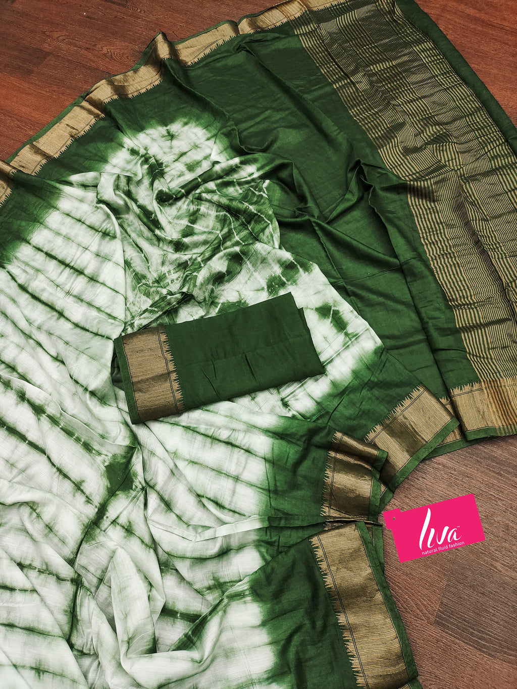 SELFI15 PRIMUM ASSAM SILK NECHRAL SOFT MATIRYAL DARK GREEN SAREE