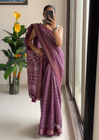 SELFI PRIMUM MULMUL COTTON WITH HEVY ZARI BORDAR BAGRU BANDHANI PRINTED PURPLE SAREE
