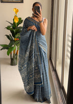 SELFI PRIMUM MULMUL COTTON WITH HEVY ZARI BORDAR BAGRU BANDHANI PRINTED TEAI BLUE SAREE
