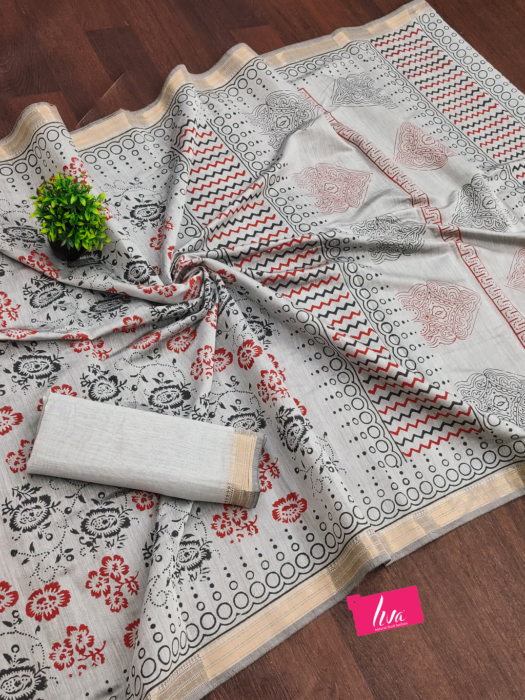 SELFI2 PRIMUM ORIGINAL LINEN WITH MANESHWARI BODAR GREY SAREE