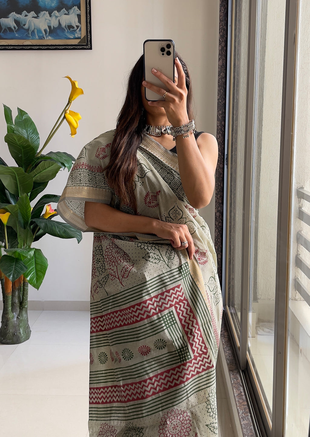 SELFI5 PRIMUM ORIGINAL LINEN WITH MANESHWARI BODAR LIGHT GREEN SAREE