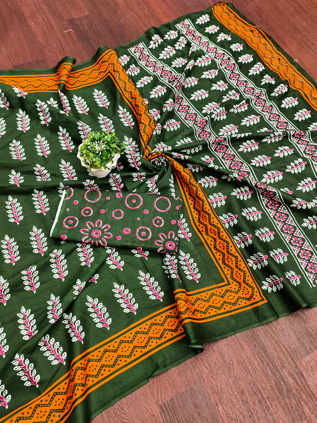 SITARA PURE MULMUL COTTON HAND BLOCK PRINTD GREEN SAREE