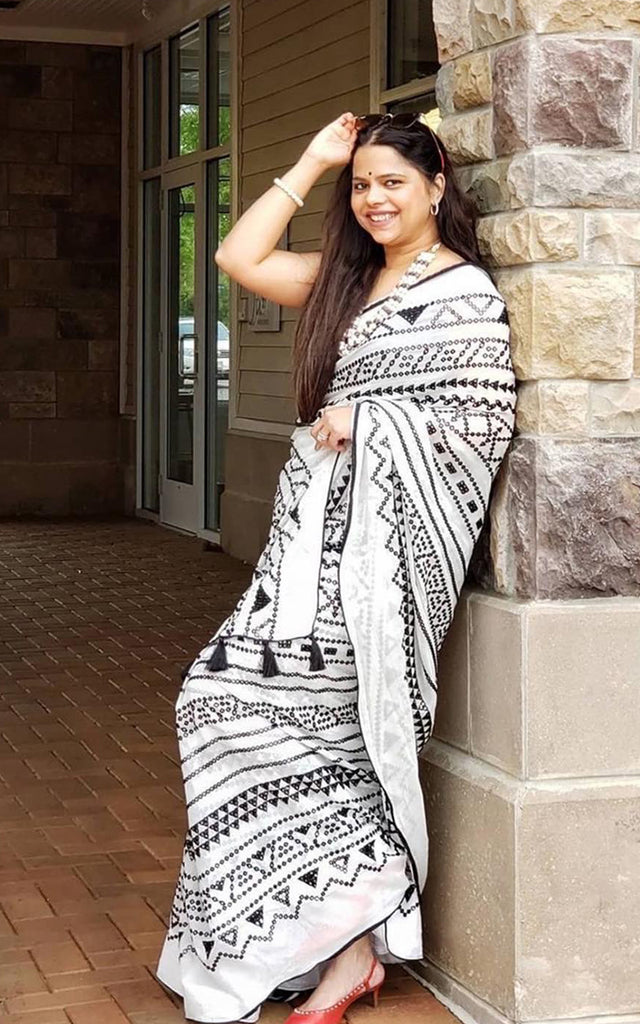 99SMCDIVINE PURE MULMUL COTTON HAND  BLOCK PRINT BLACK AND WHITE SAREE
