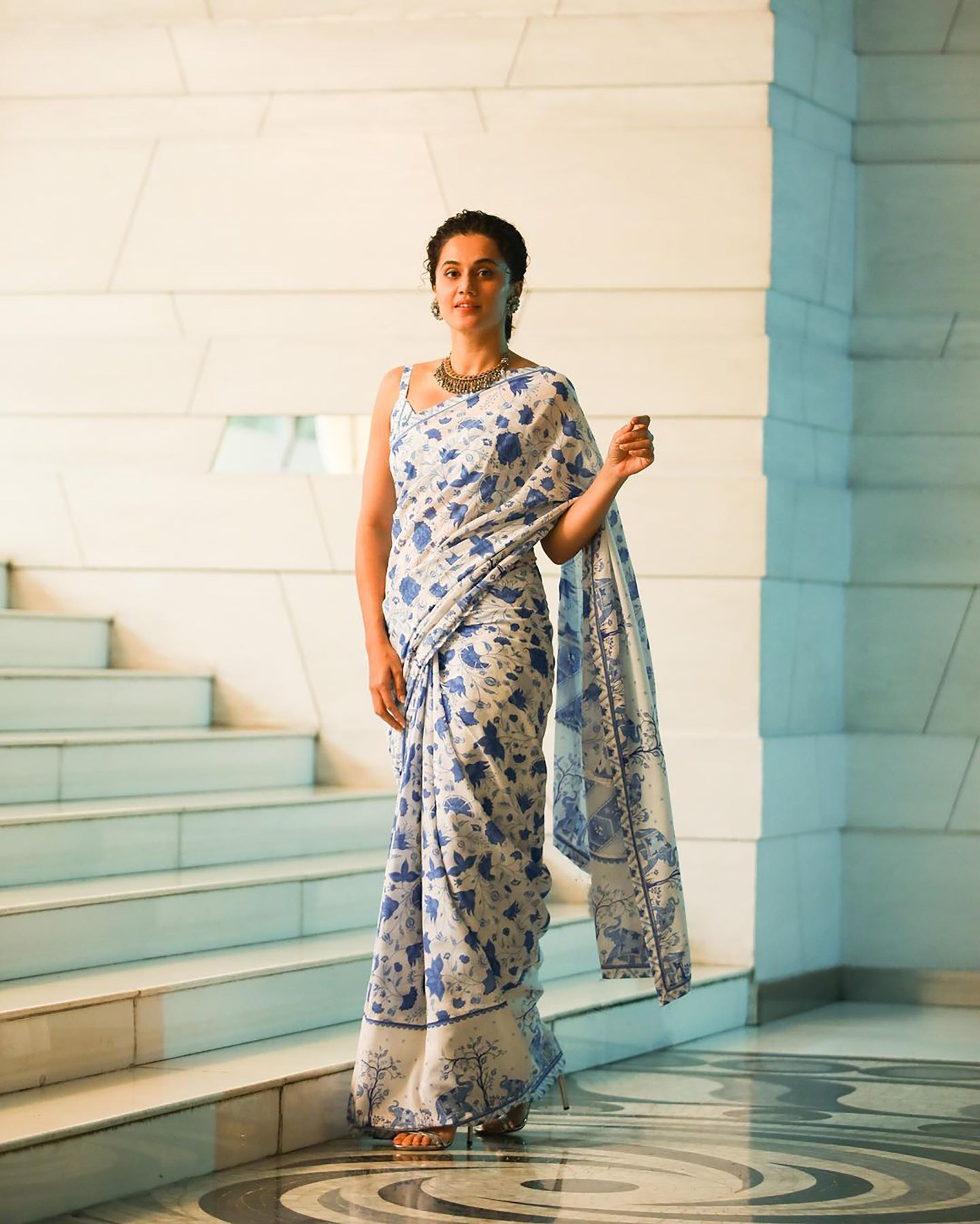 TAAPSEE SOFT PURE COTTON JAIPUR BLOCK PRINT WHITE AND BLUE SAREE