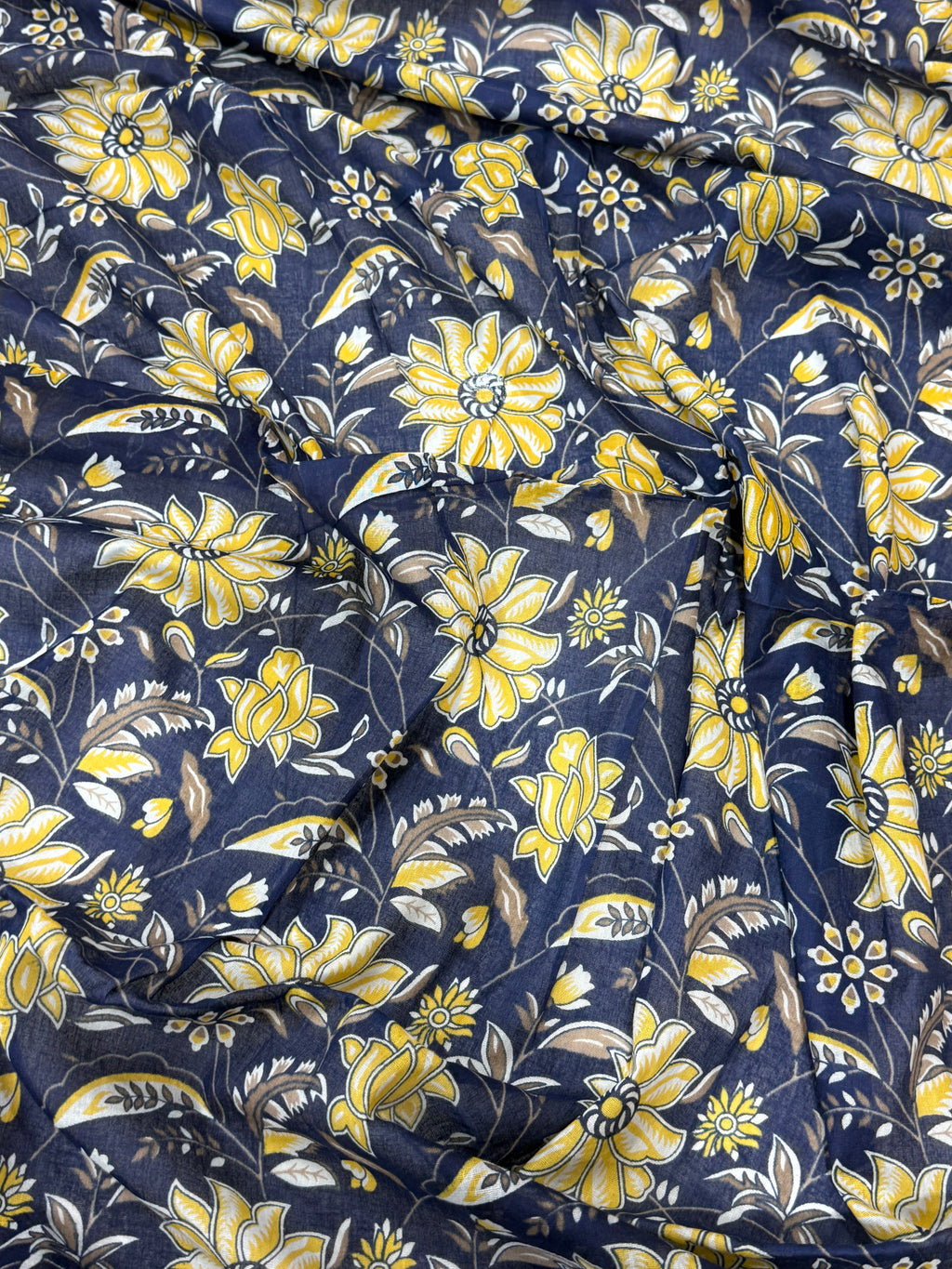 THE AJRAKH PURE MULMUL COTTON  BLOCK PRINT BLUE AND WHITE SAREE
