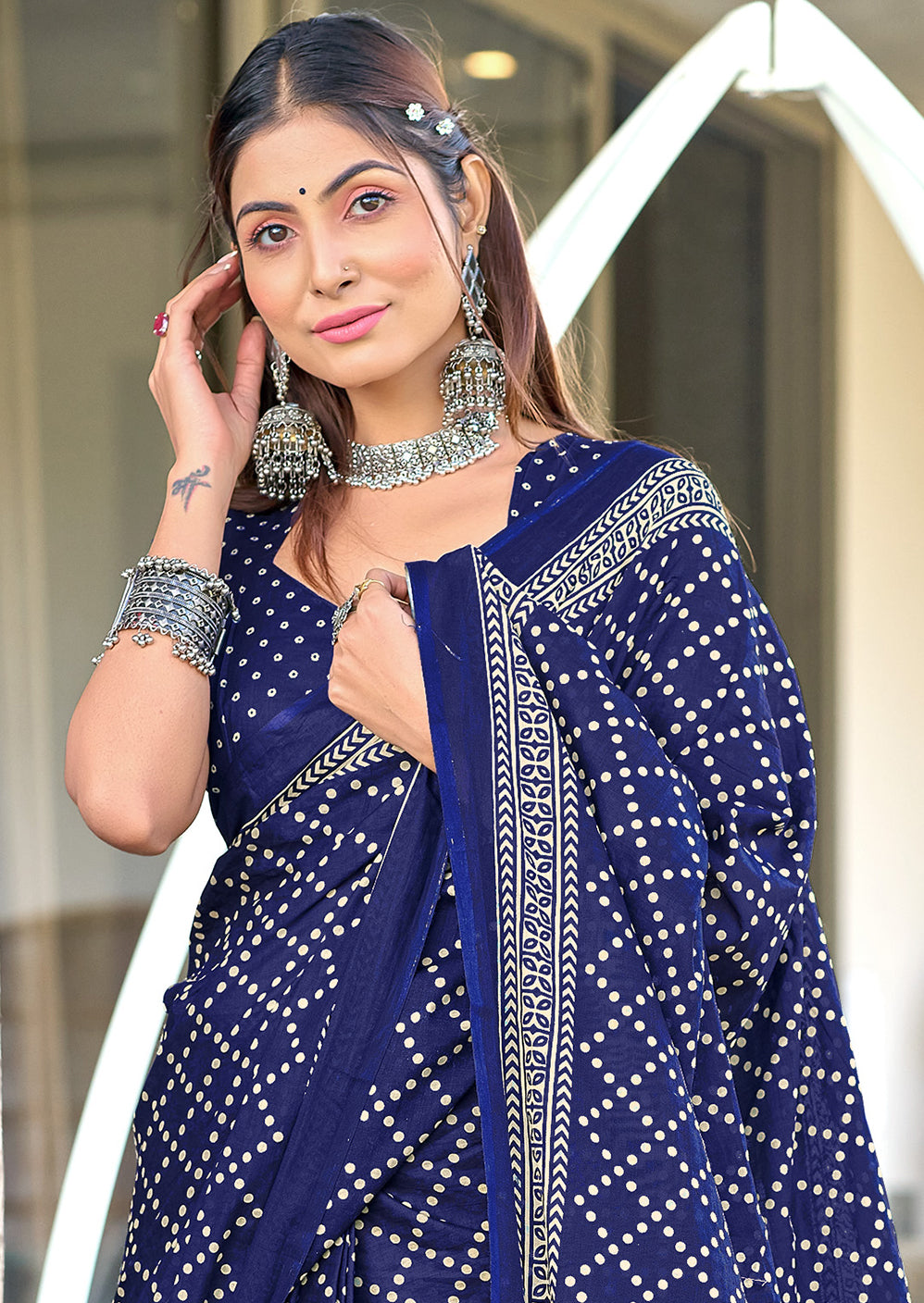 VICTORIYA PURE MULMUL COTTON HAND BANDHANI BLOCK PRINT BLUE SAREE